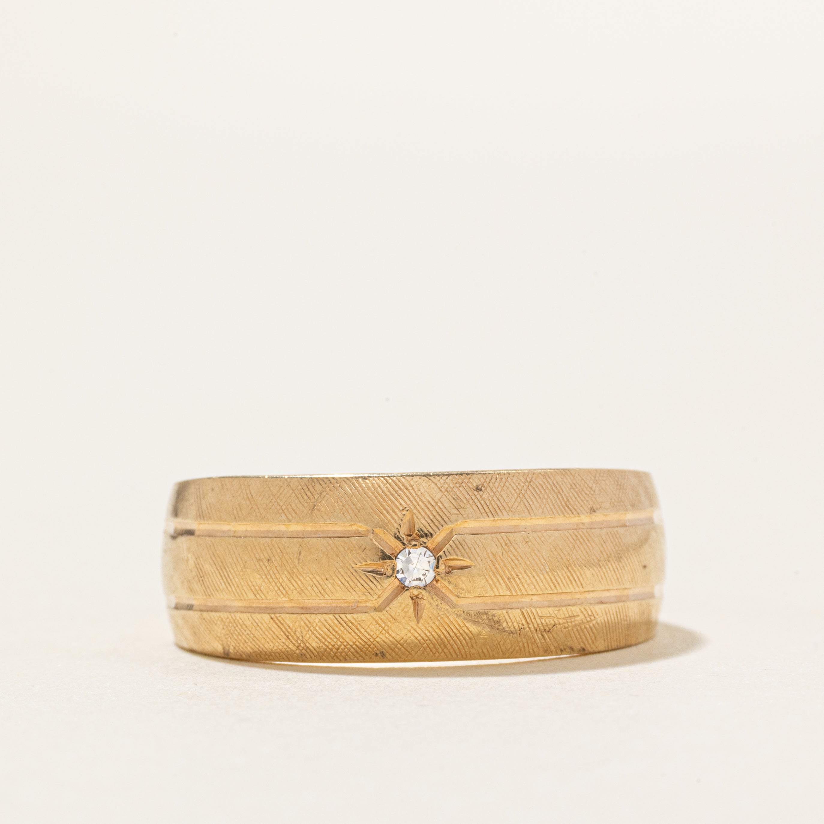 Star Set Diamond Cross-Hatch Textured Dome Ring | SZ 8.5