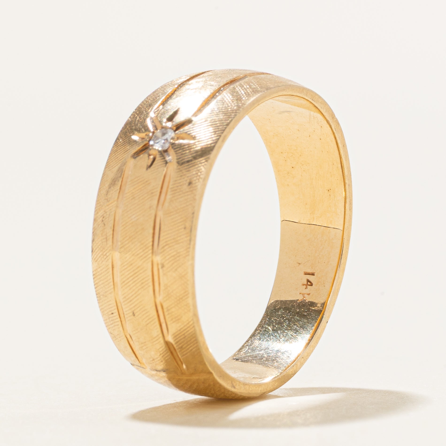 Star Set Diamond Cross-Hatch Textured Dome Ring | SZ 8.5