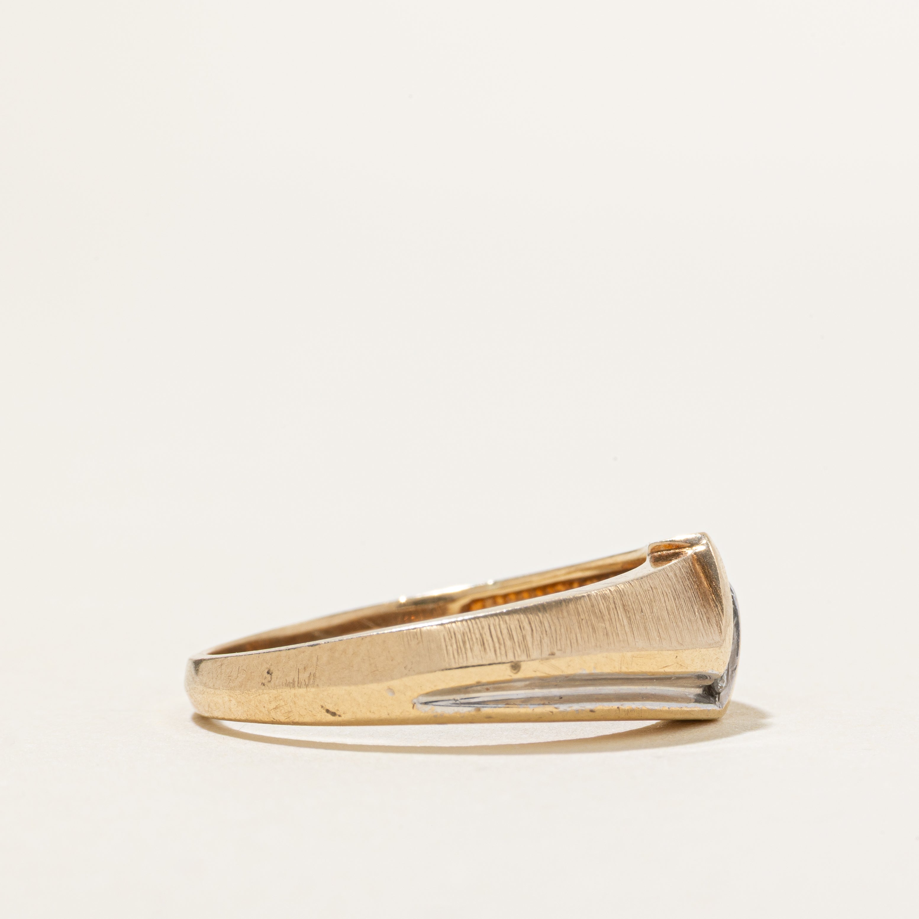 Channel Set Diagonal Diamond Grooved Ring | SZ 8.75
