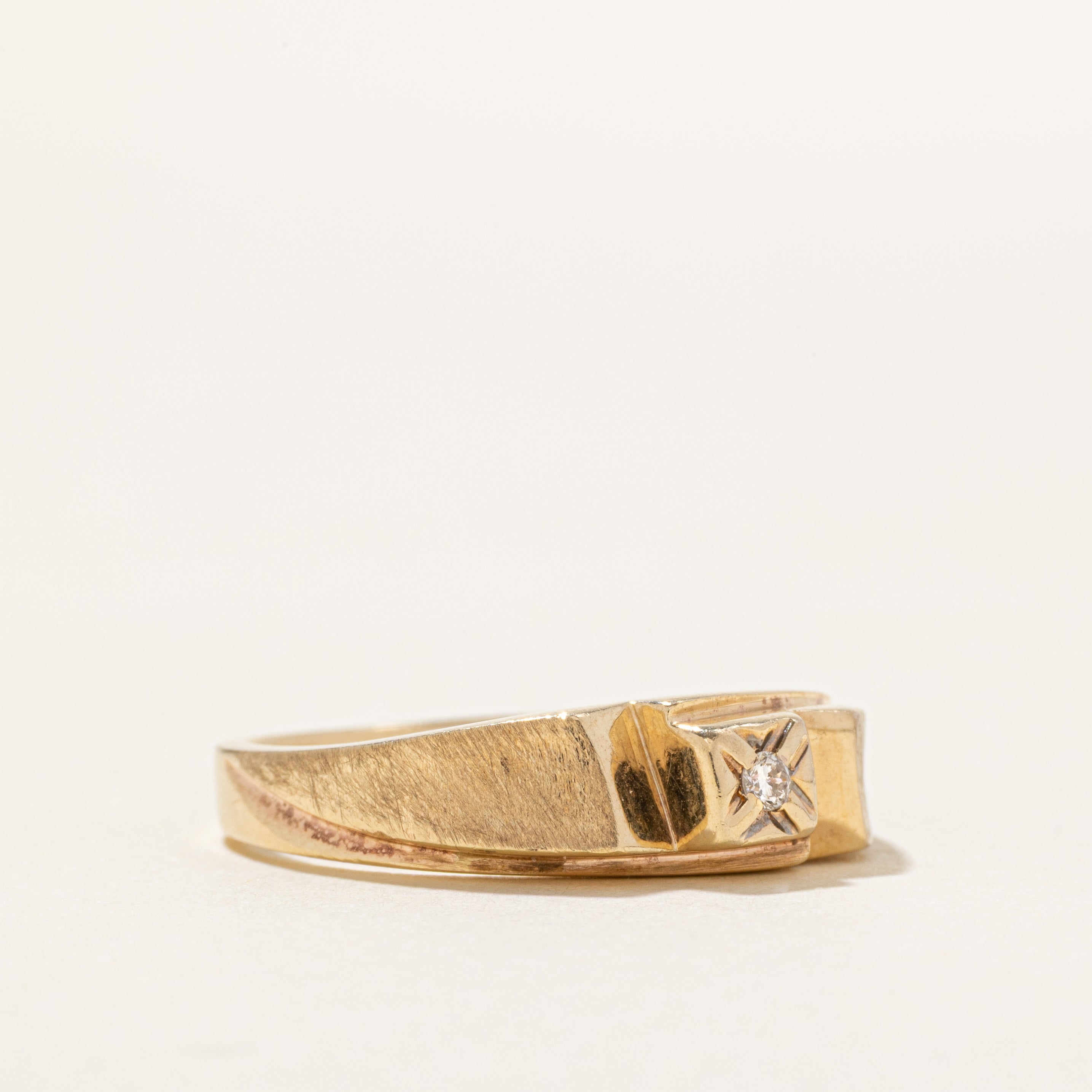 10k Diamond Textured Geometric Ring | SZ 7.5
