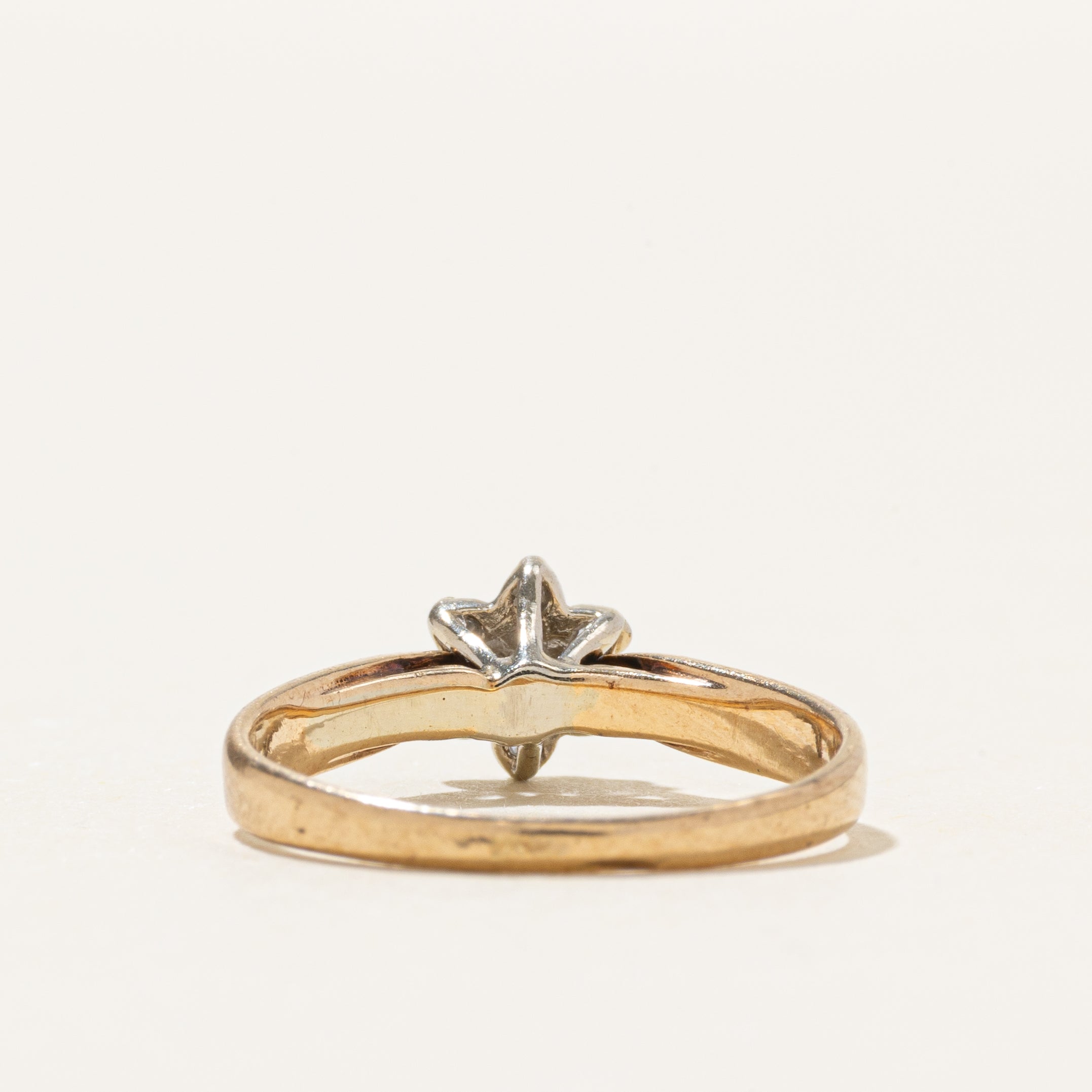 Diamond Daisy Cluster Reverse Tapered Ring | SZ 4