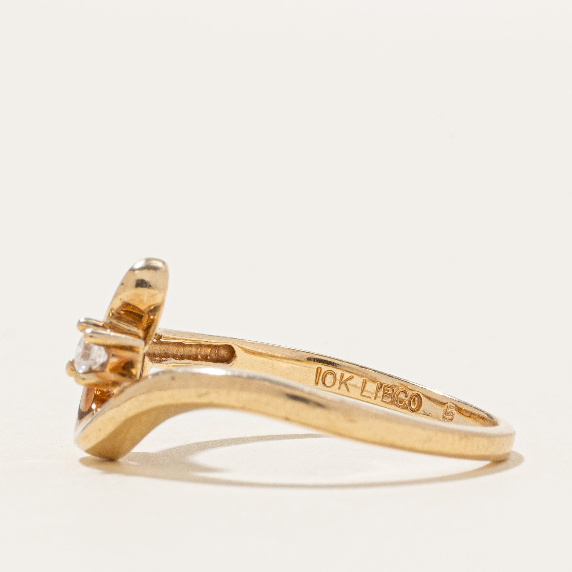 Single Stone Diamond Wave Ring | SZ 6.25