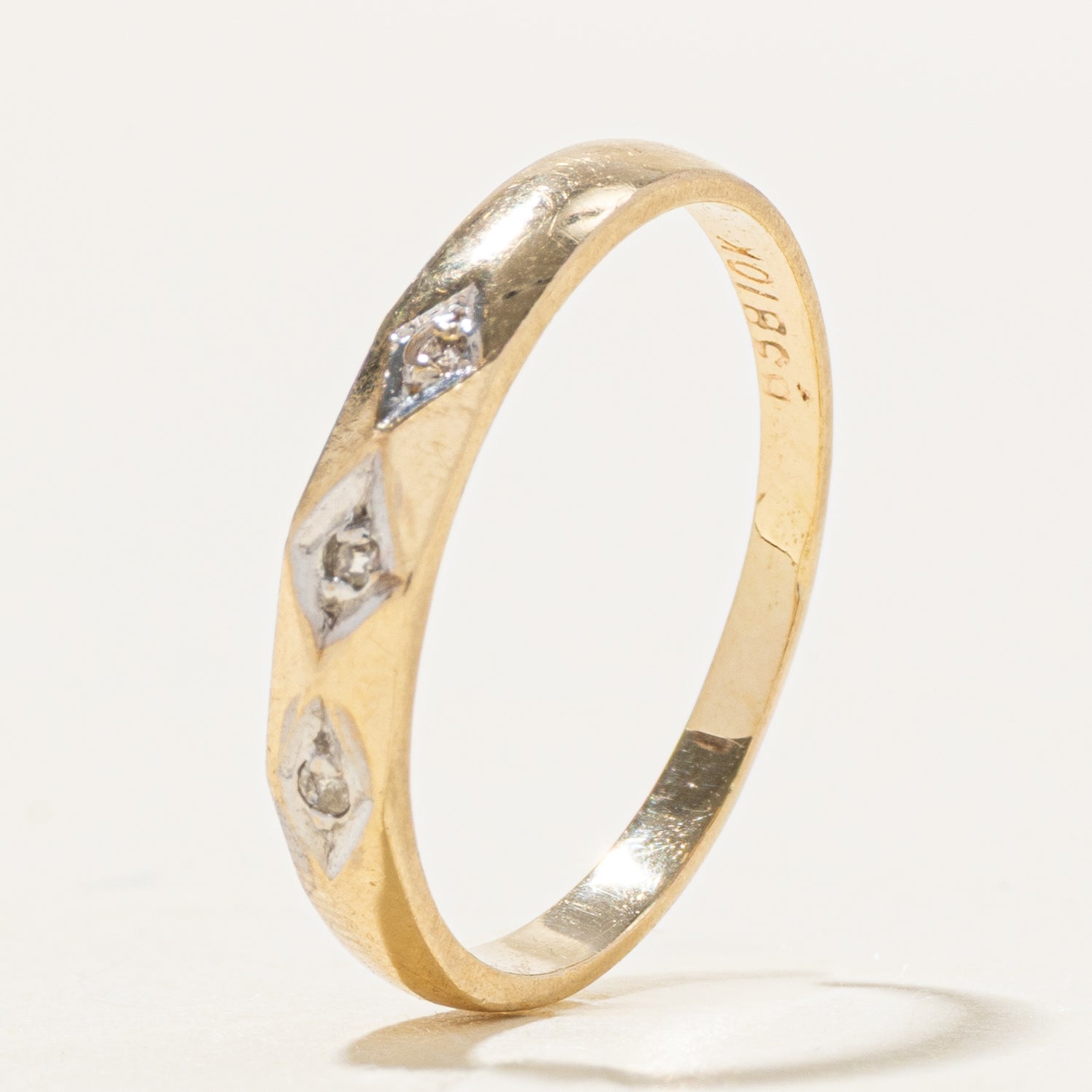 10k Diamond with Diamond Cut Texture Ring | SZ 5.75