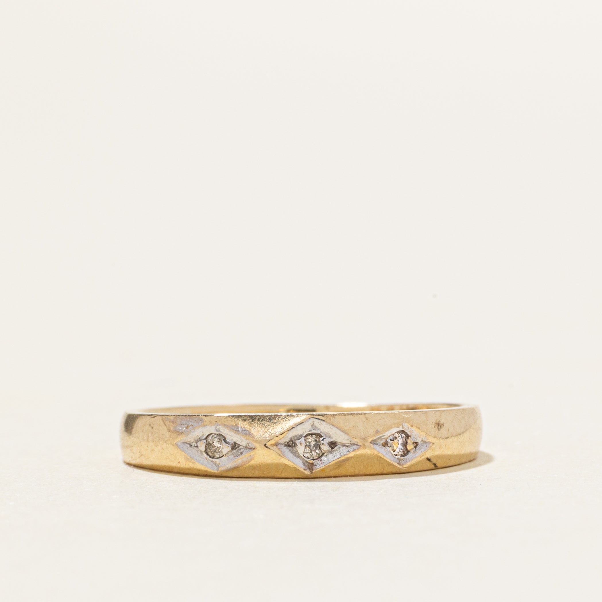 10k Diamond with Diamond Cut Texture Ring | SZ 5.75