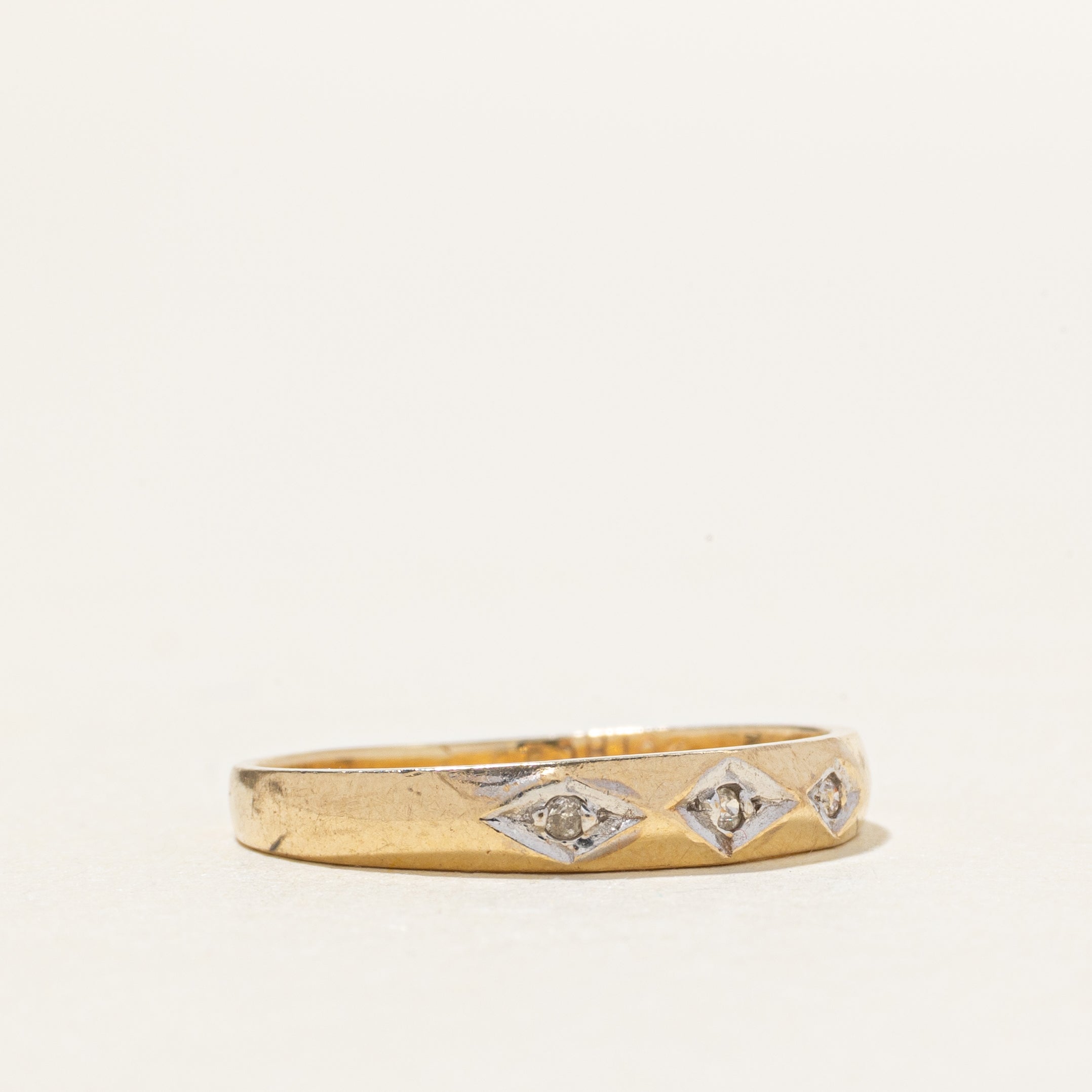 10k Diamond with Diamond Cut Texture Ring | SZ 5.75