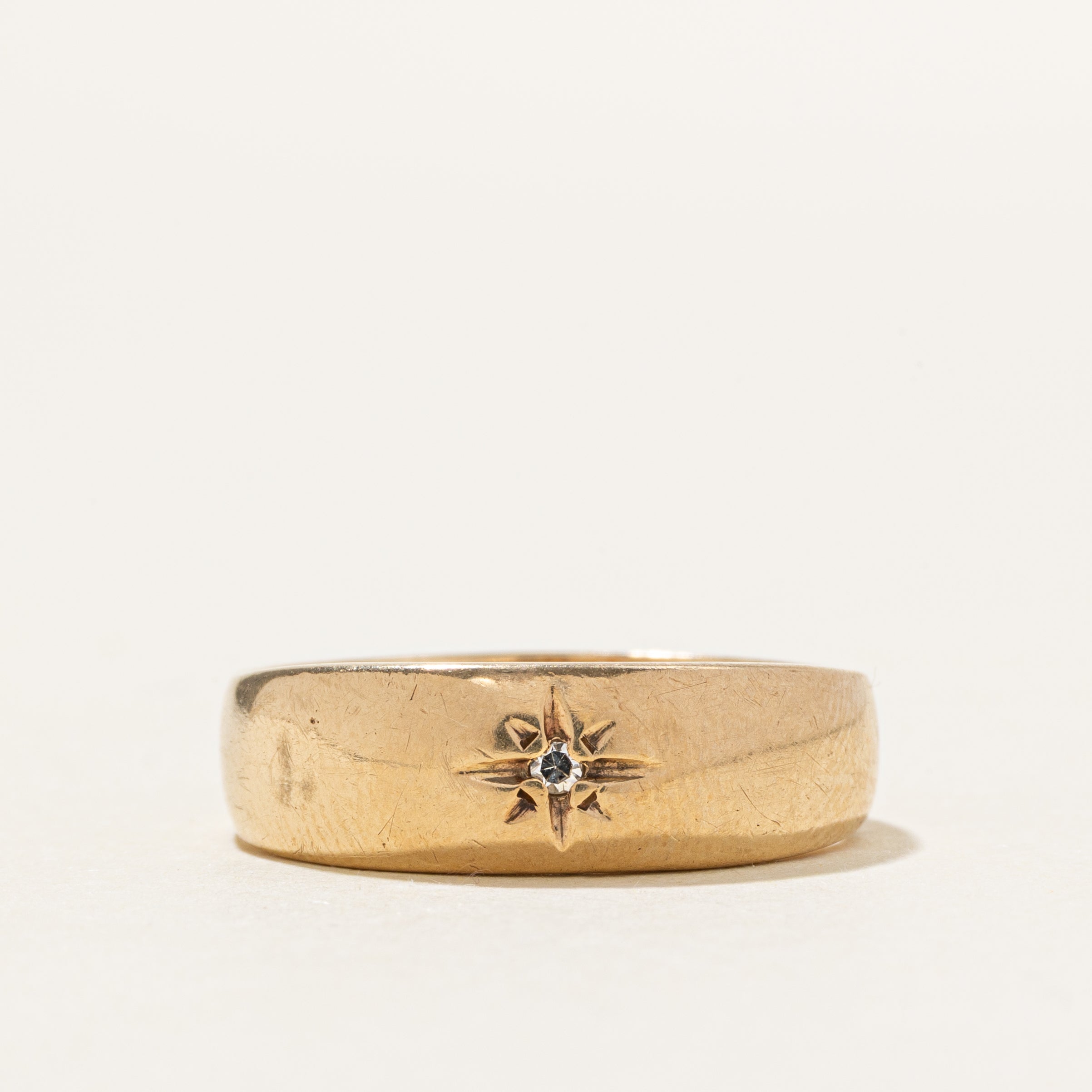 10k Star Set Diamond Ring | SZ 7.5