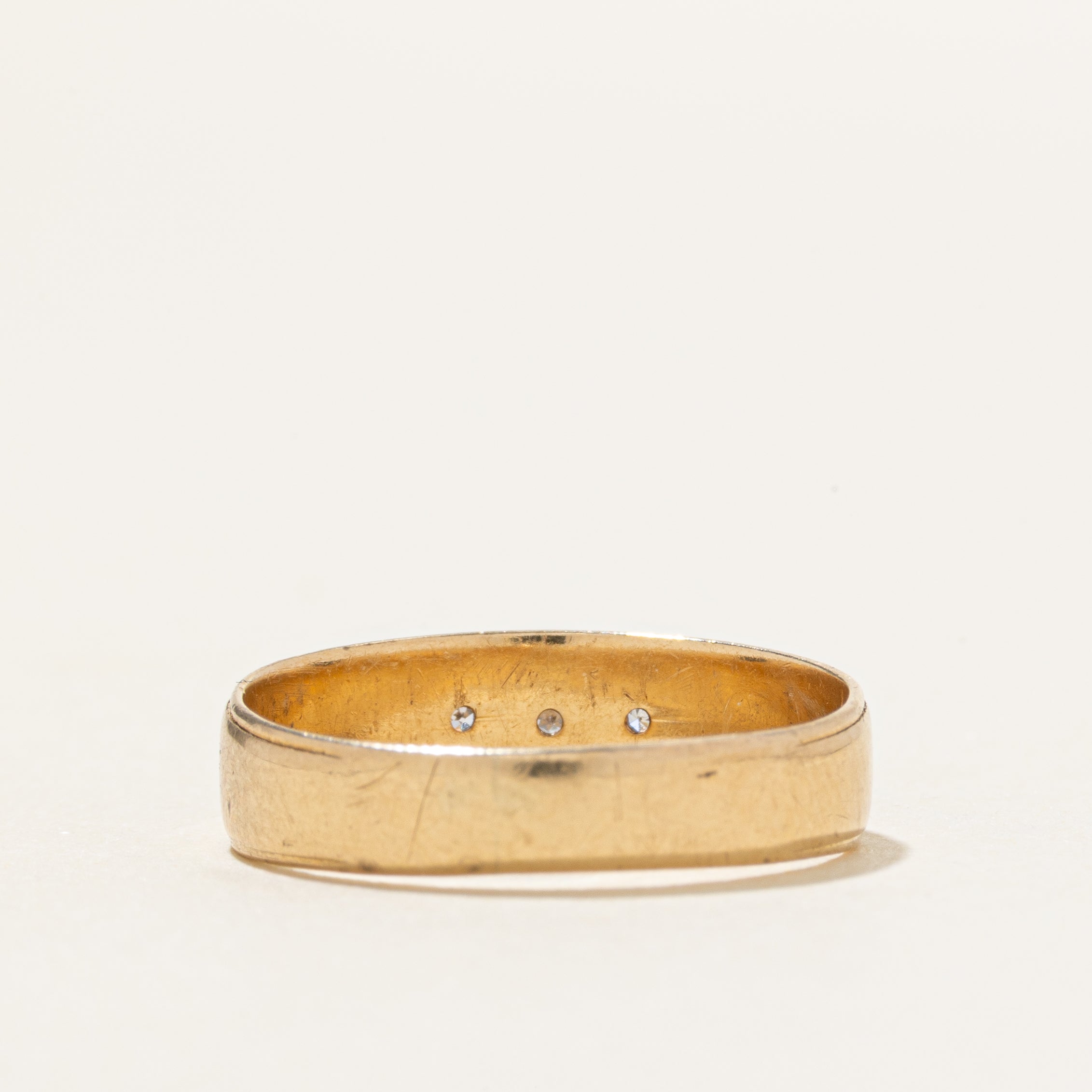 Three Stone Star Set Diamond Grooved Ring | SZ 6.25