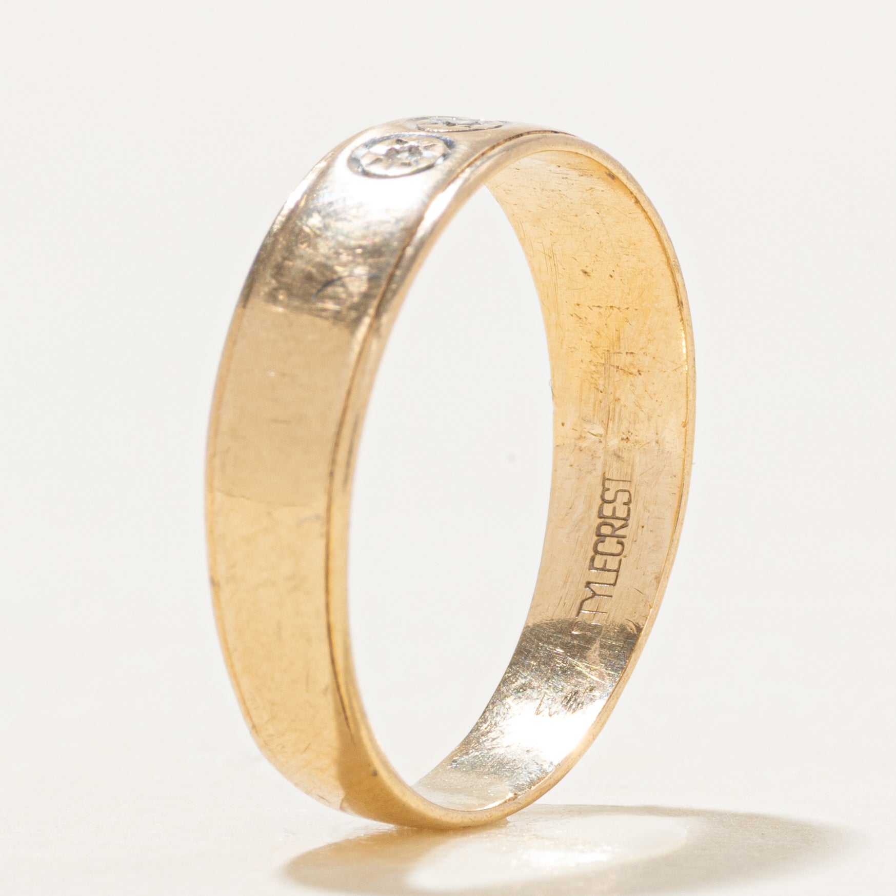 Three Stone Star Set Diamond Grooved Ring | SZ 6.25