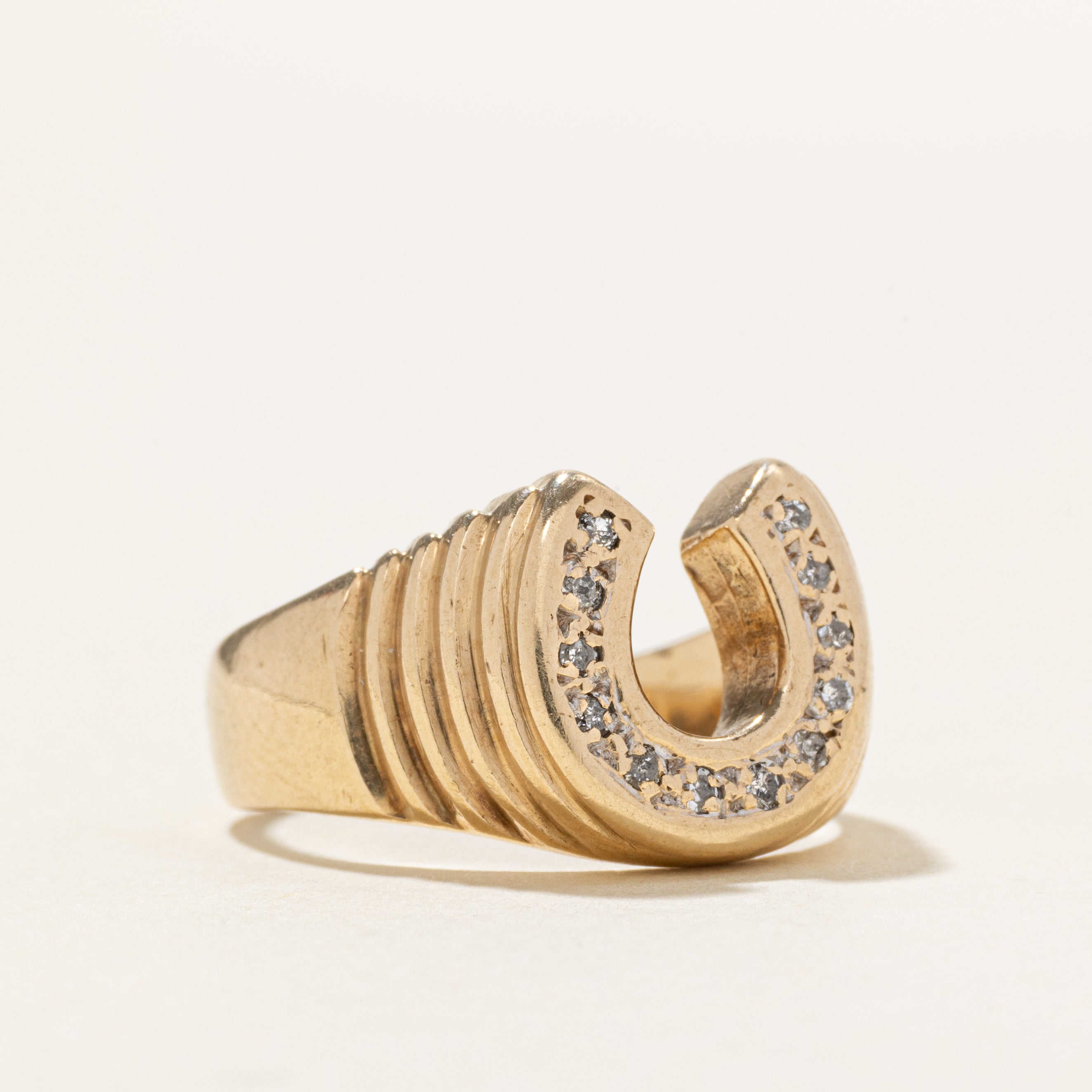 Pave Set Diamond Horseshoe Grooved Ring | SZ 7.5