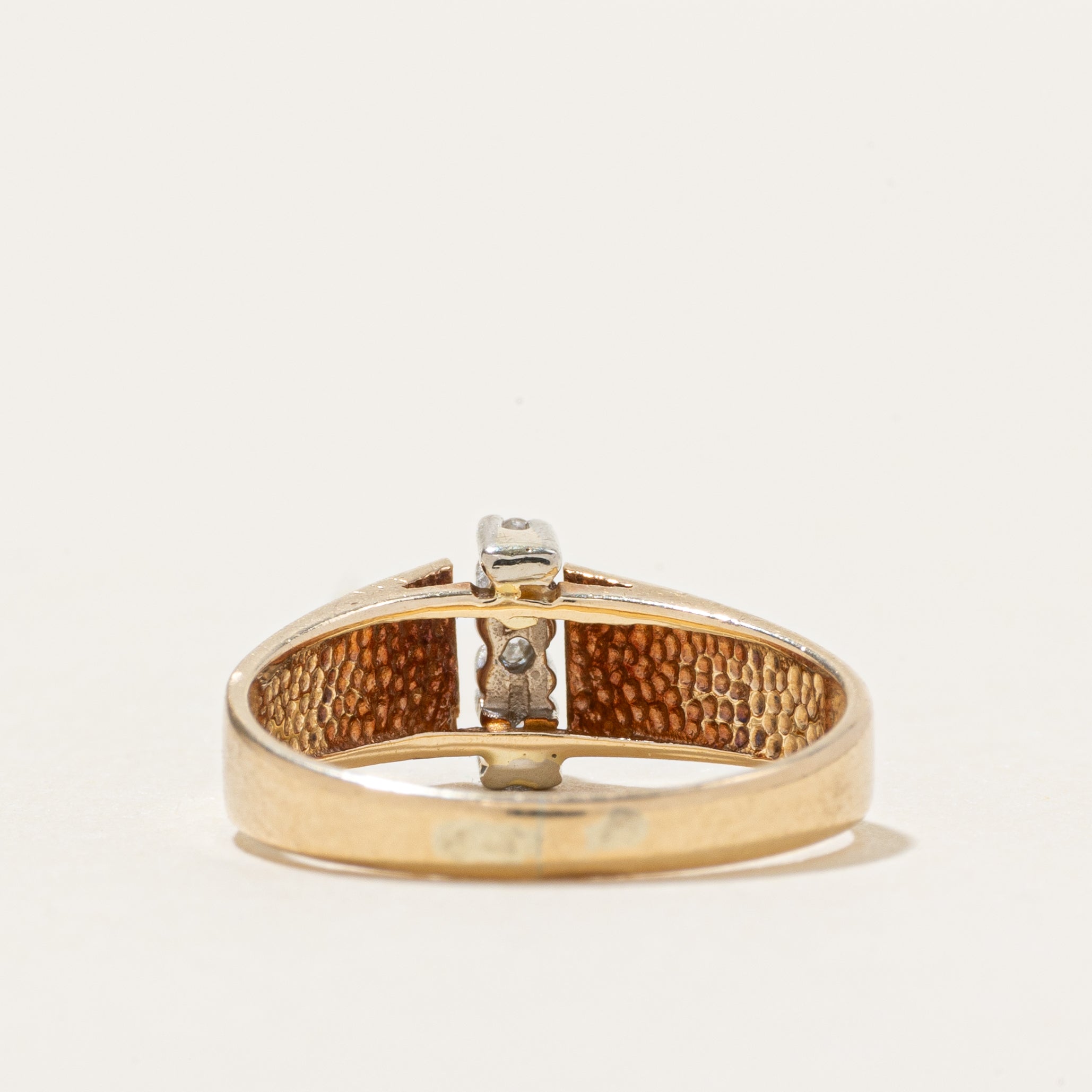 10k Diamond Column Tapered Ring | SZ 3.75