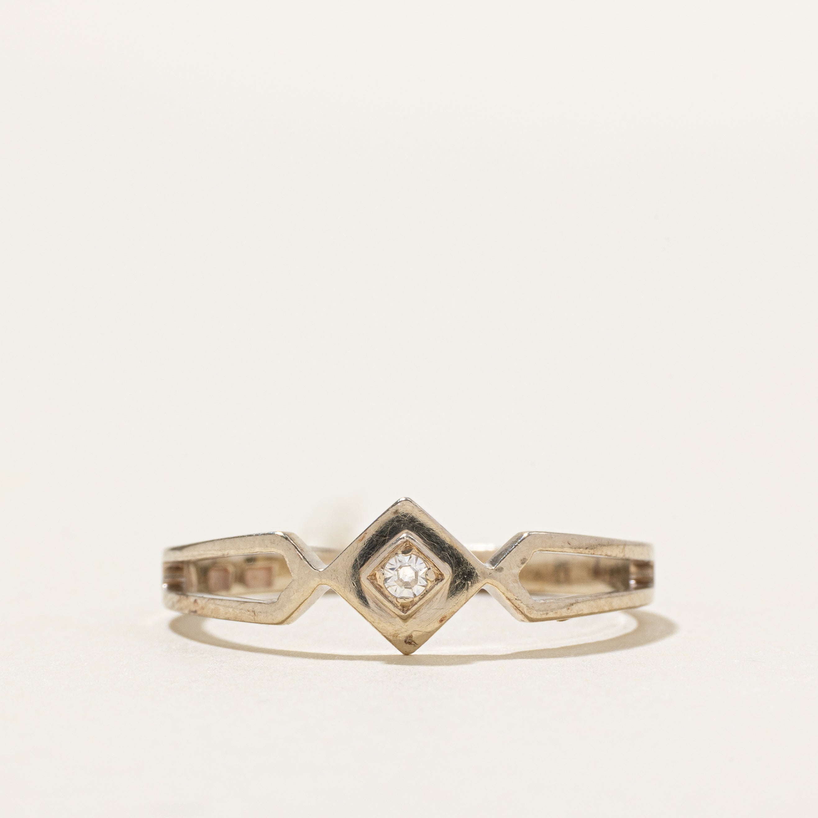 Diamond Geometric Reverse Tapered Ring | SZ 8