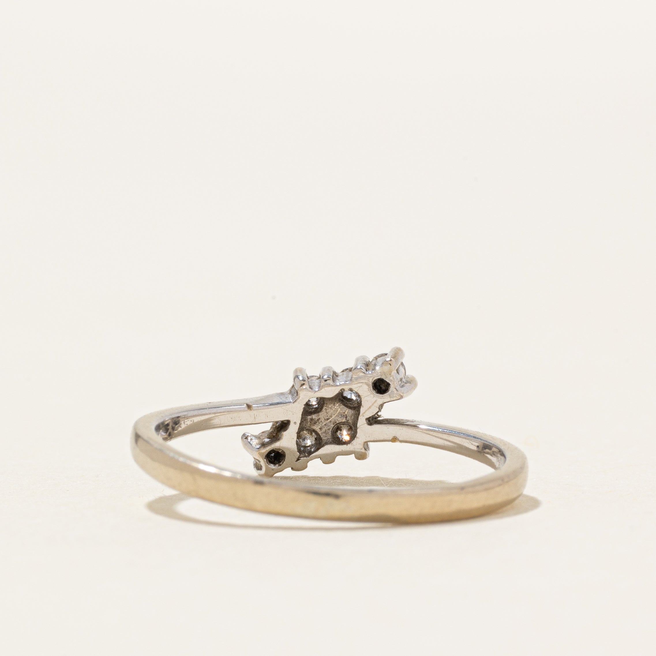 18k Diagonal Diamond Cluster Ring | SZ 5