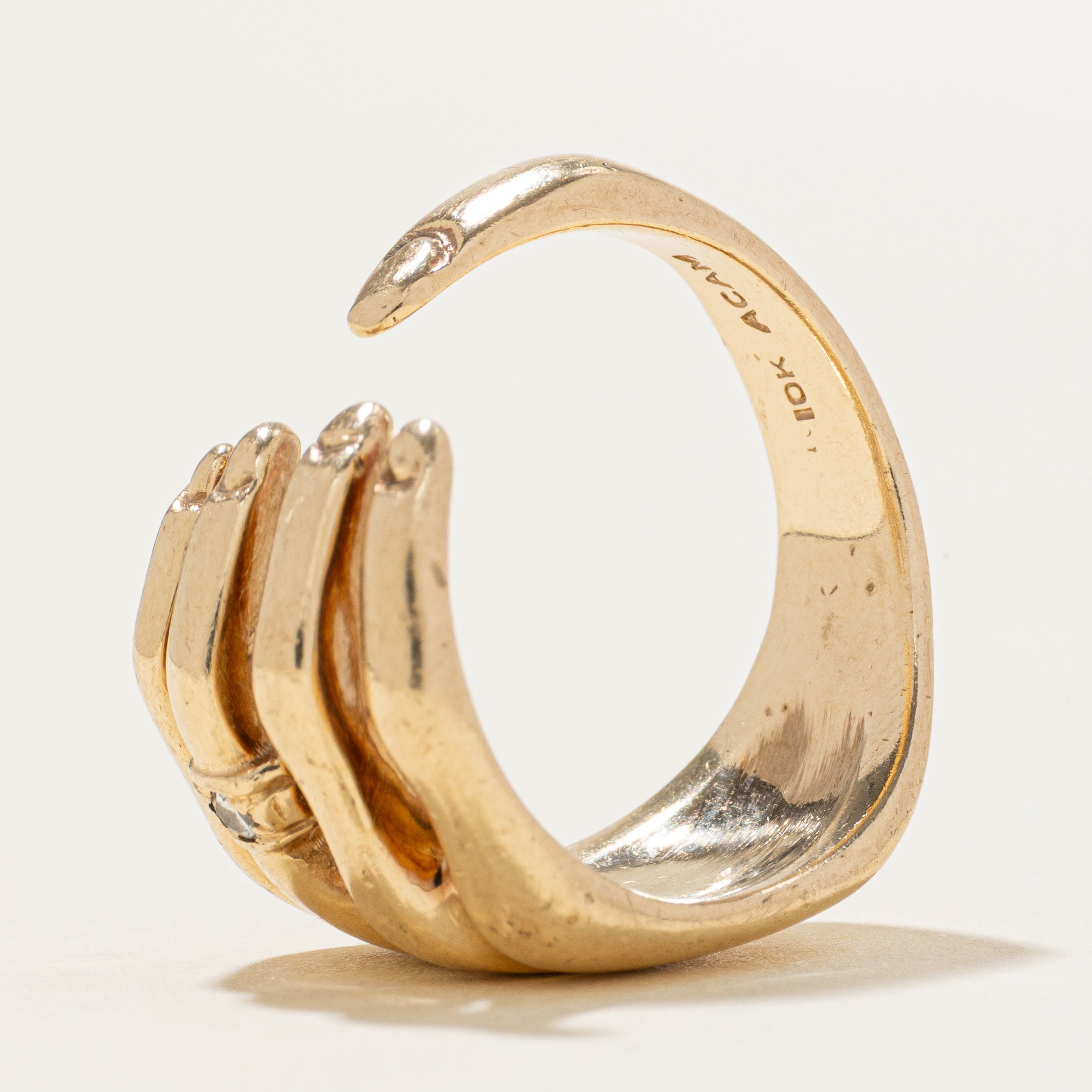 10k Diamond Hand Ring | SZ 8
