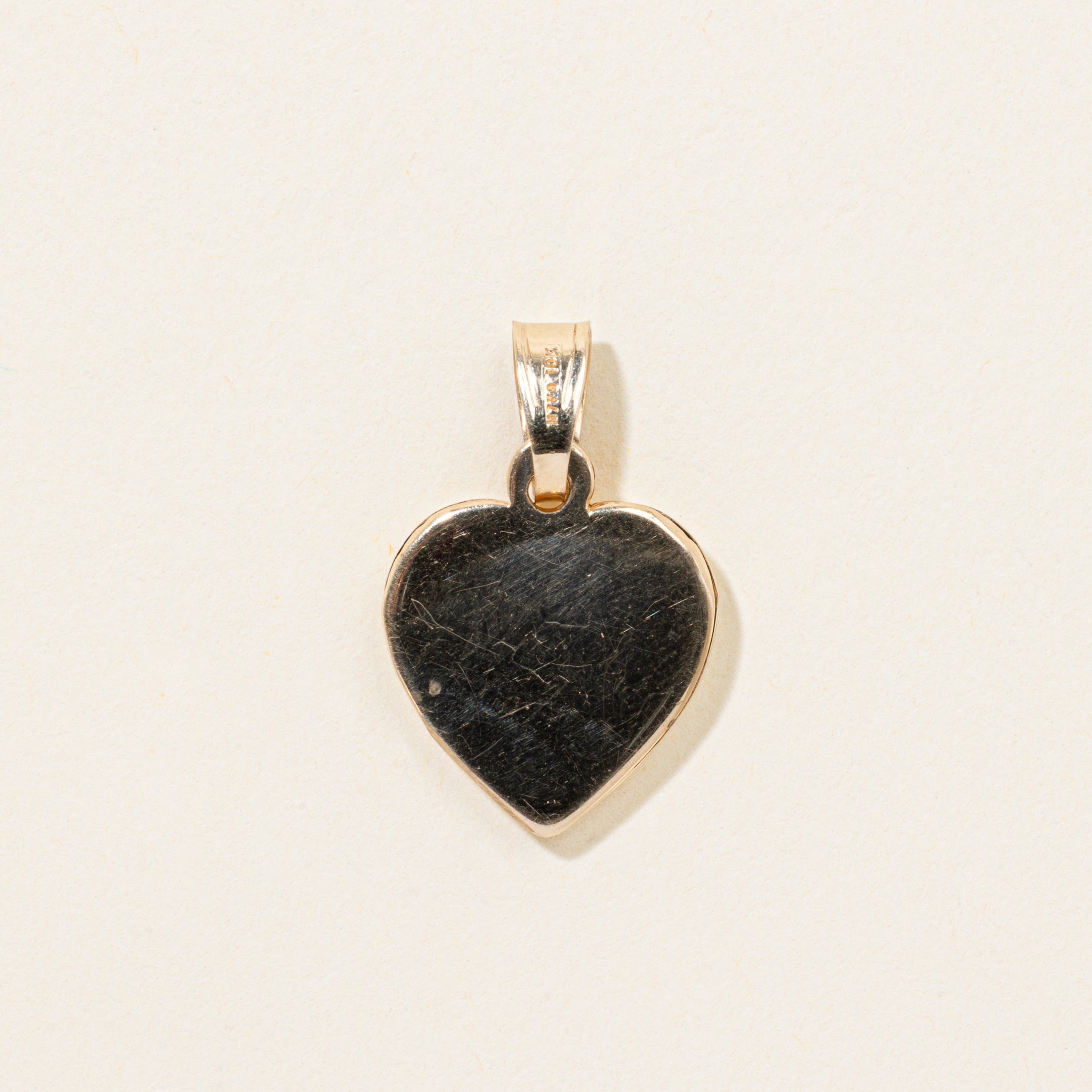 10k Diamond Grooved Heart Pendant
