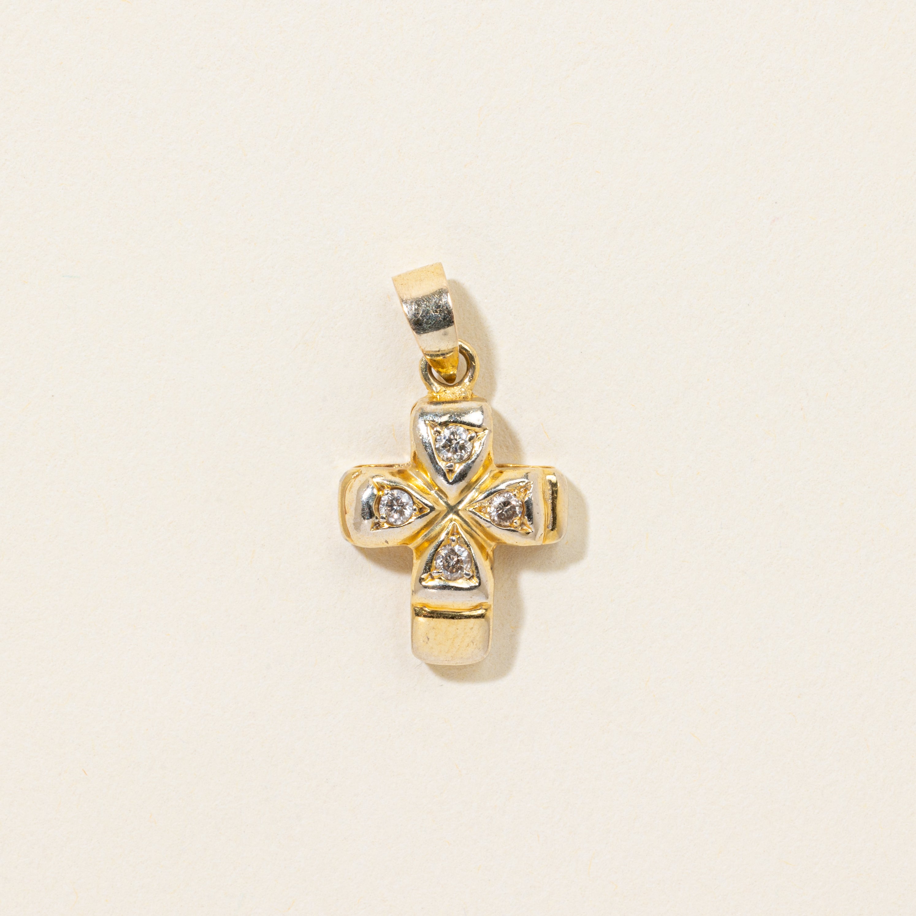 14k Diamond Grooved Cross Pendant