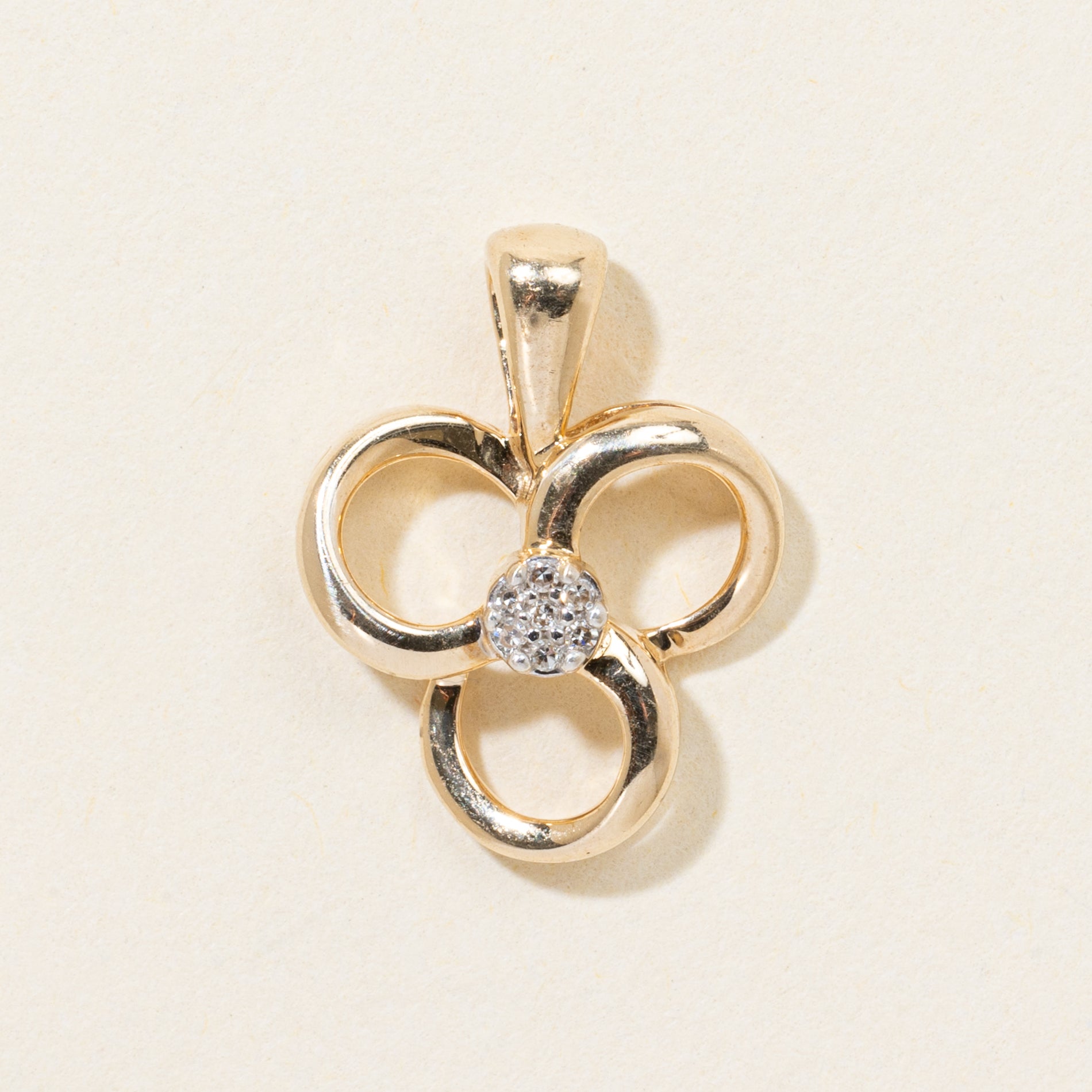 10k Diamond Loop Pendant