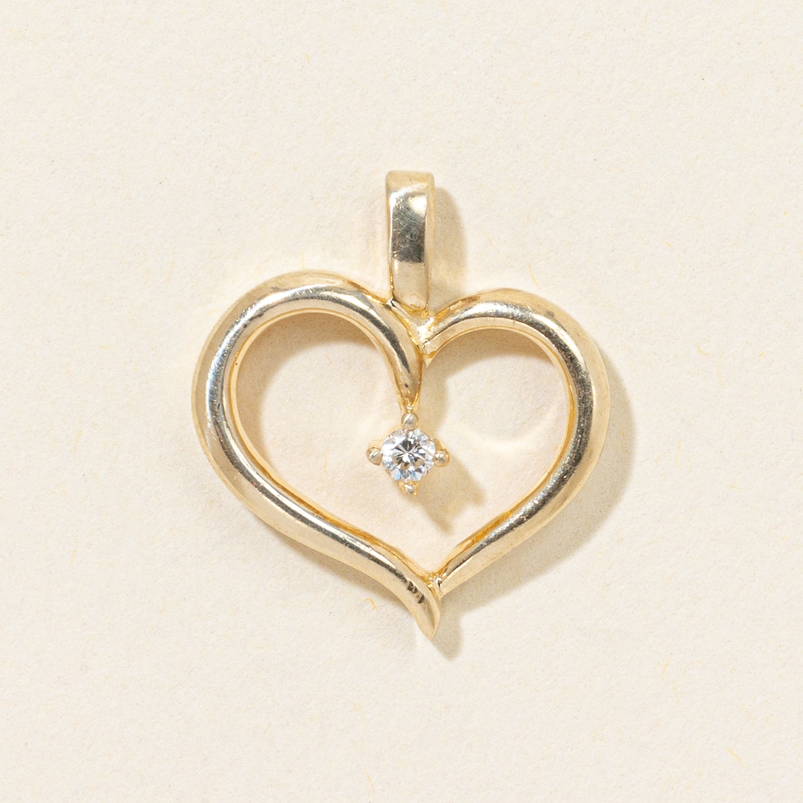 10k Diamond Open Heart Pendant
