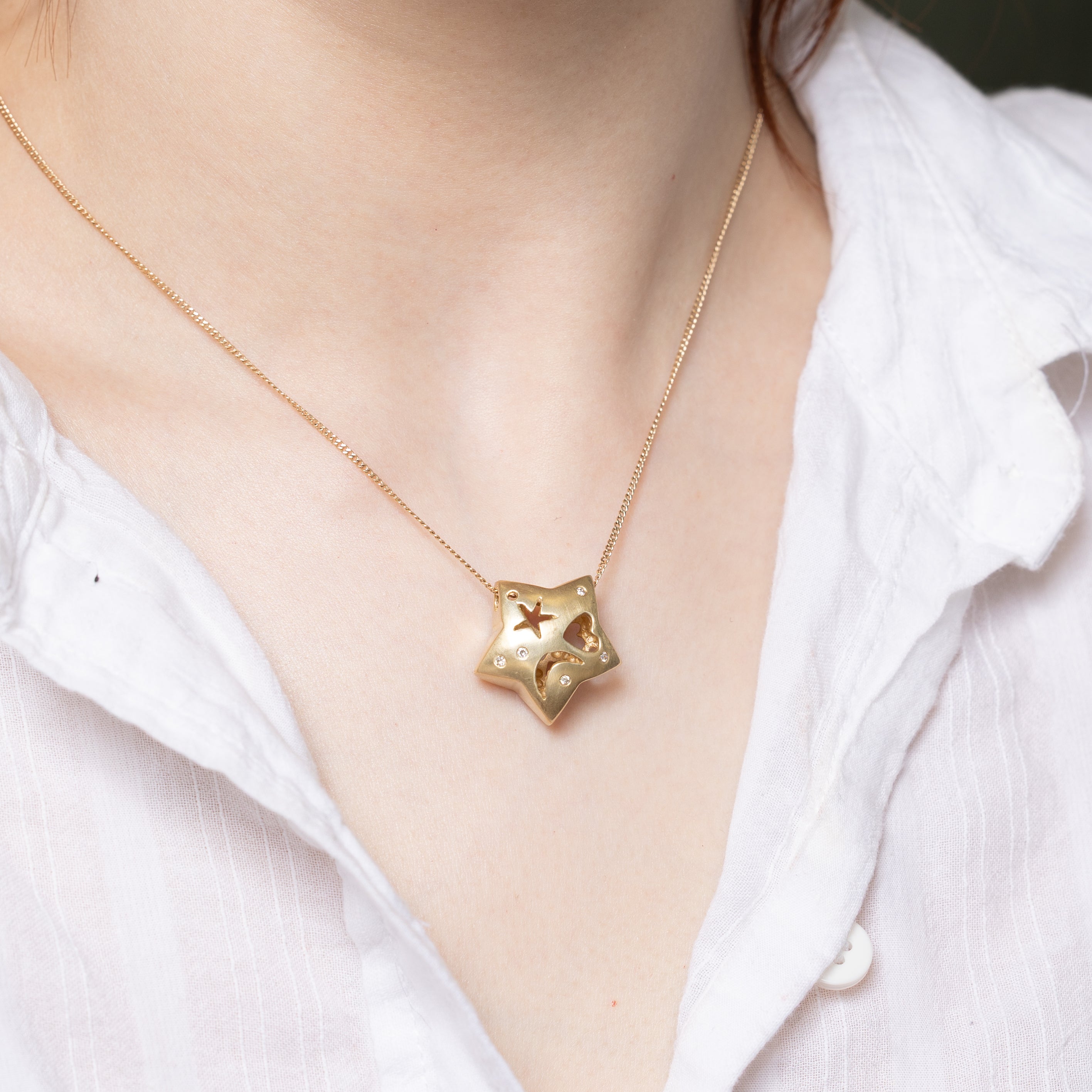 14k Diamond Puffed Star Pendant