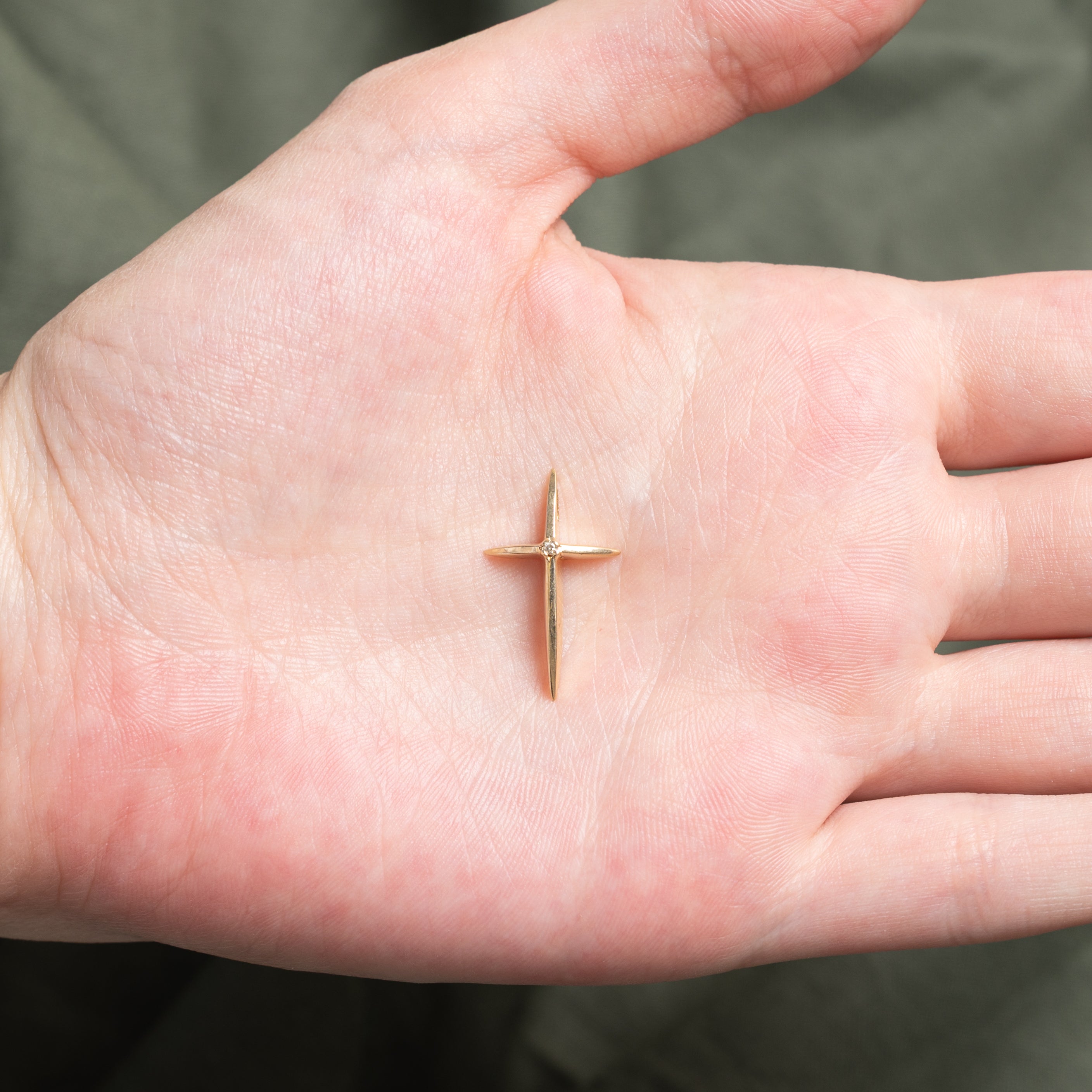 10k Diamond Cross Pendant