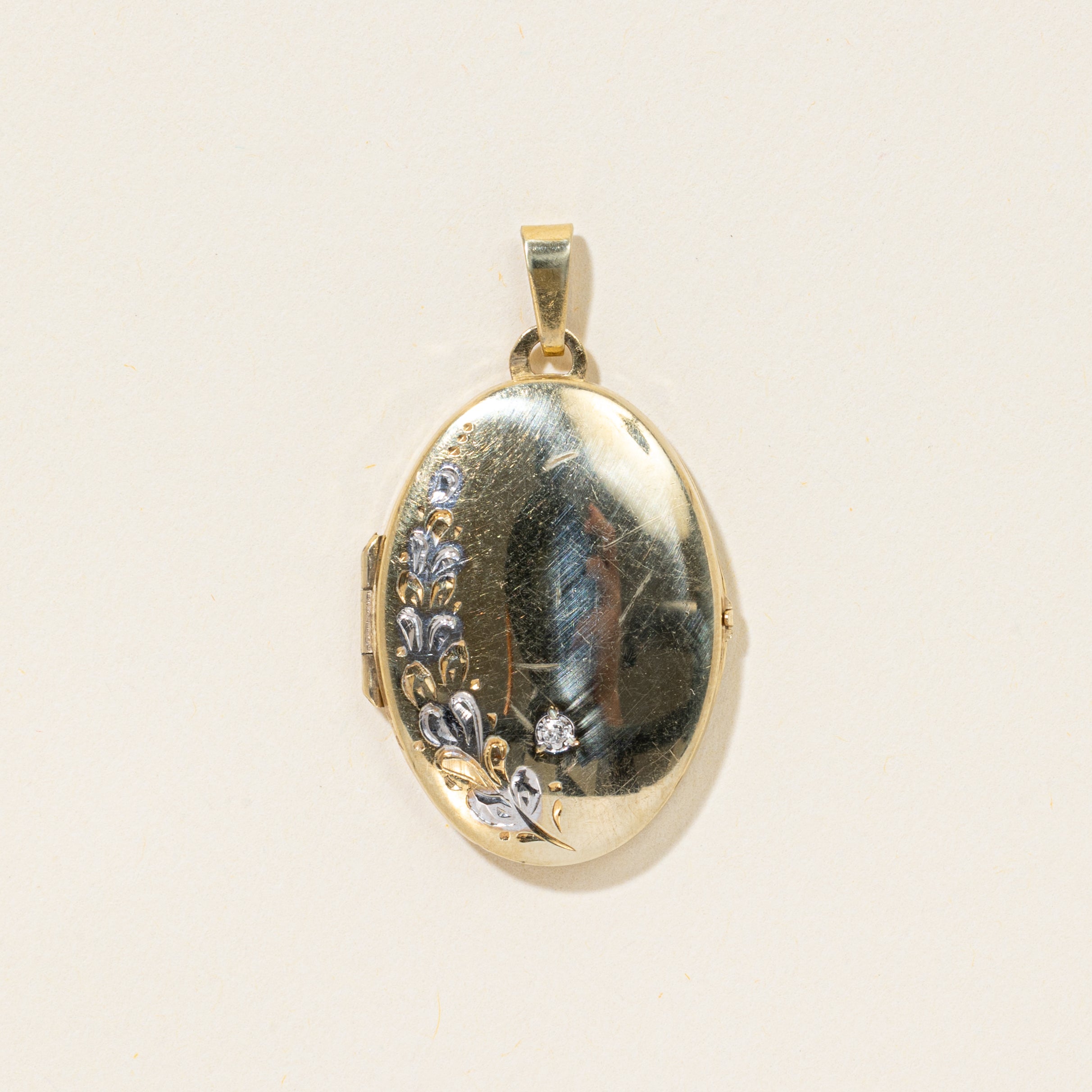 8k Diamond Digitalis Flower Locket