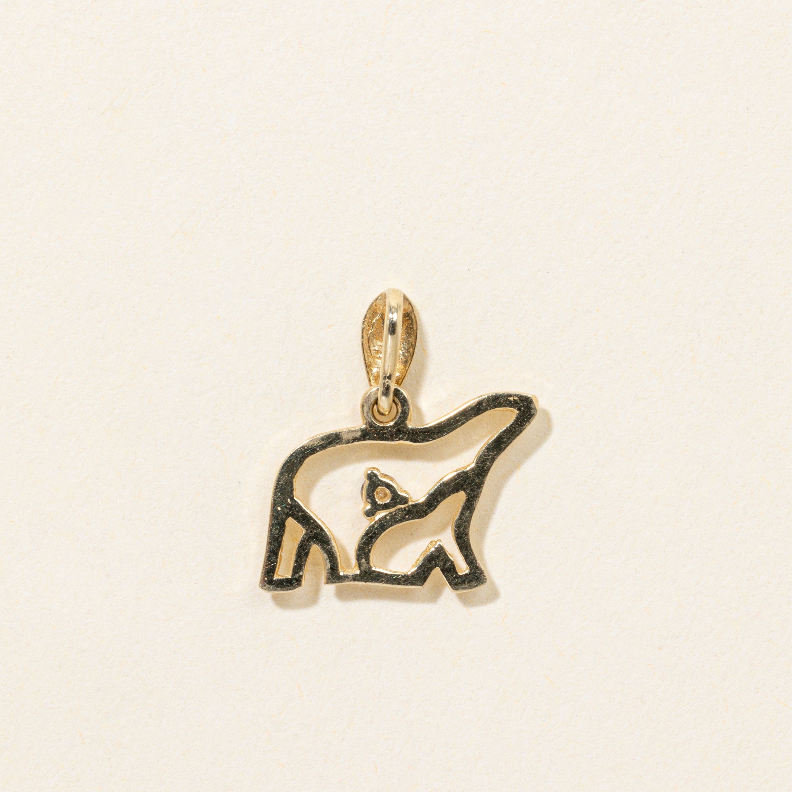 Pendentif ours et son ourson en or 14 carats et diamants