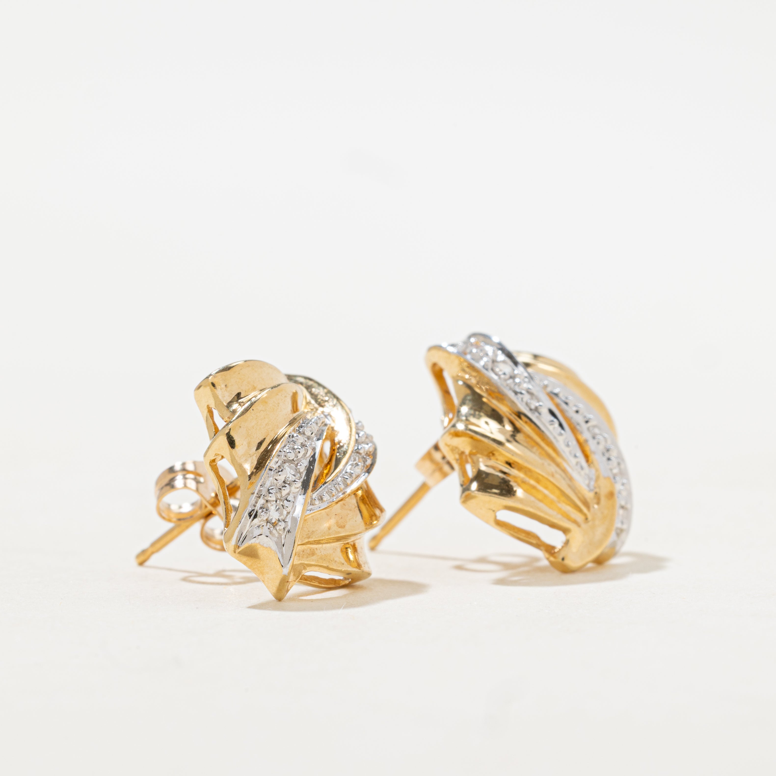 14k Diamond Shell Stud Earrings