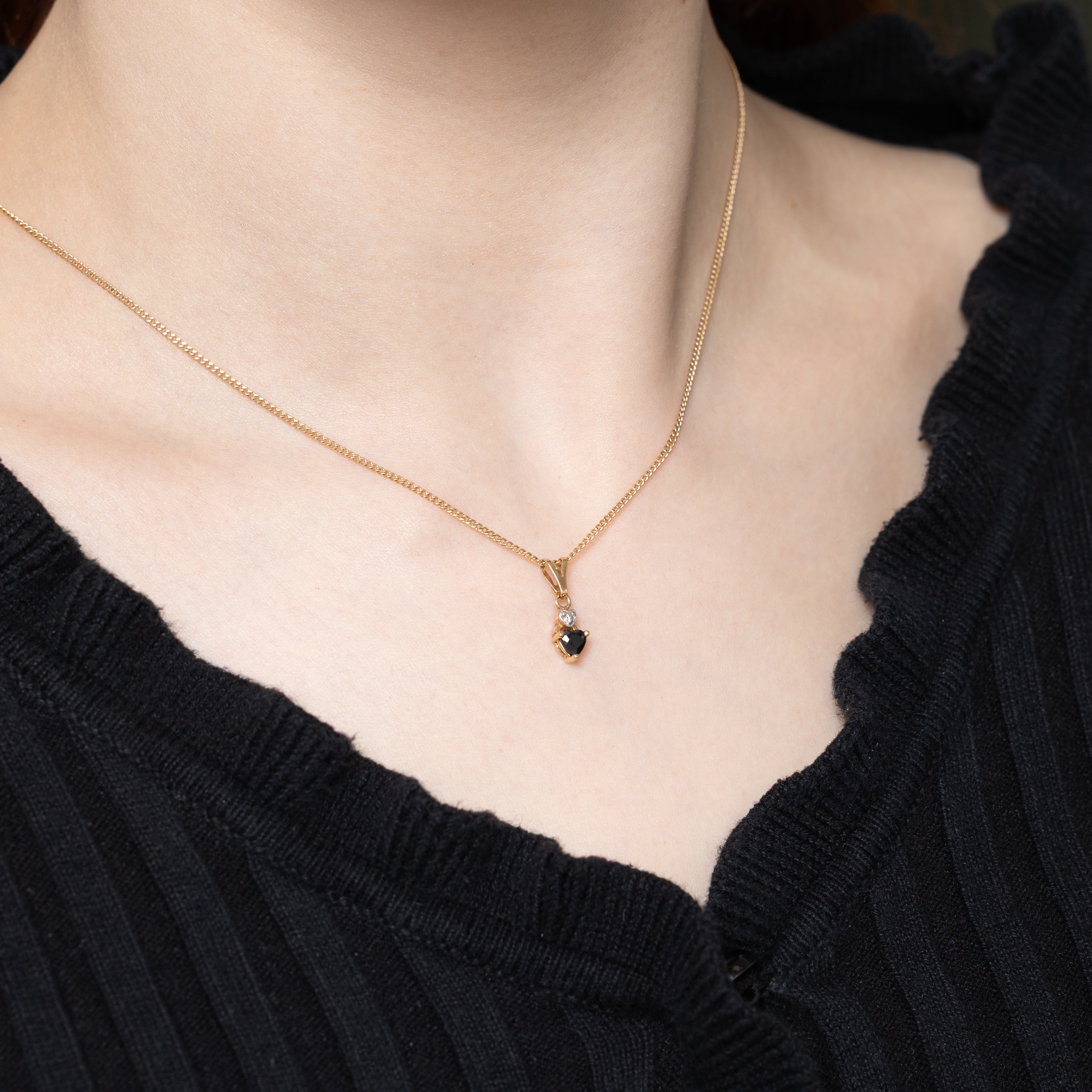 10k Sapphire Heart Pendant | 0.07ct