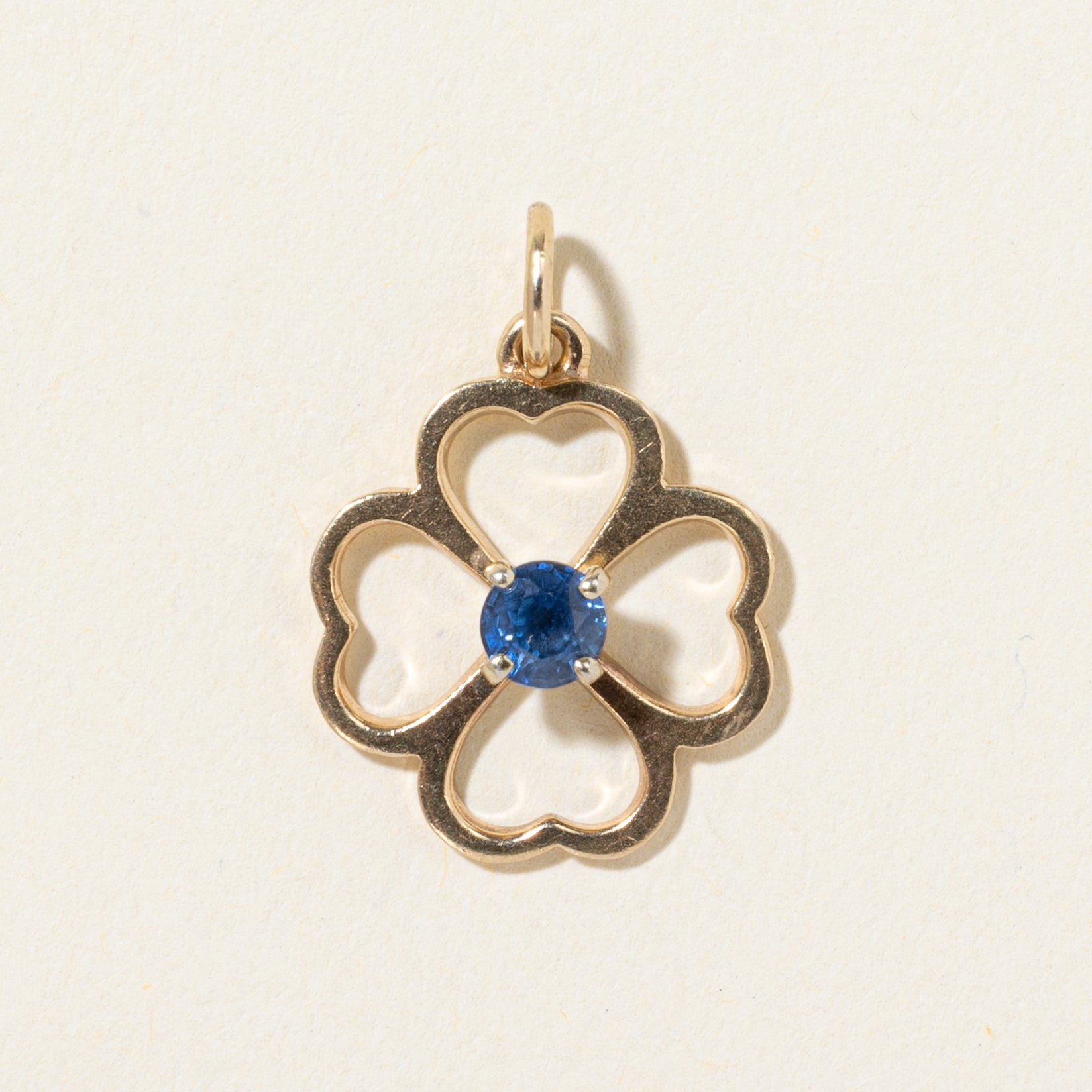10k Synthetic Sapphire Cloverleaf Pendant | 0.19ct