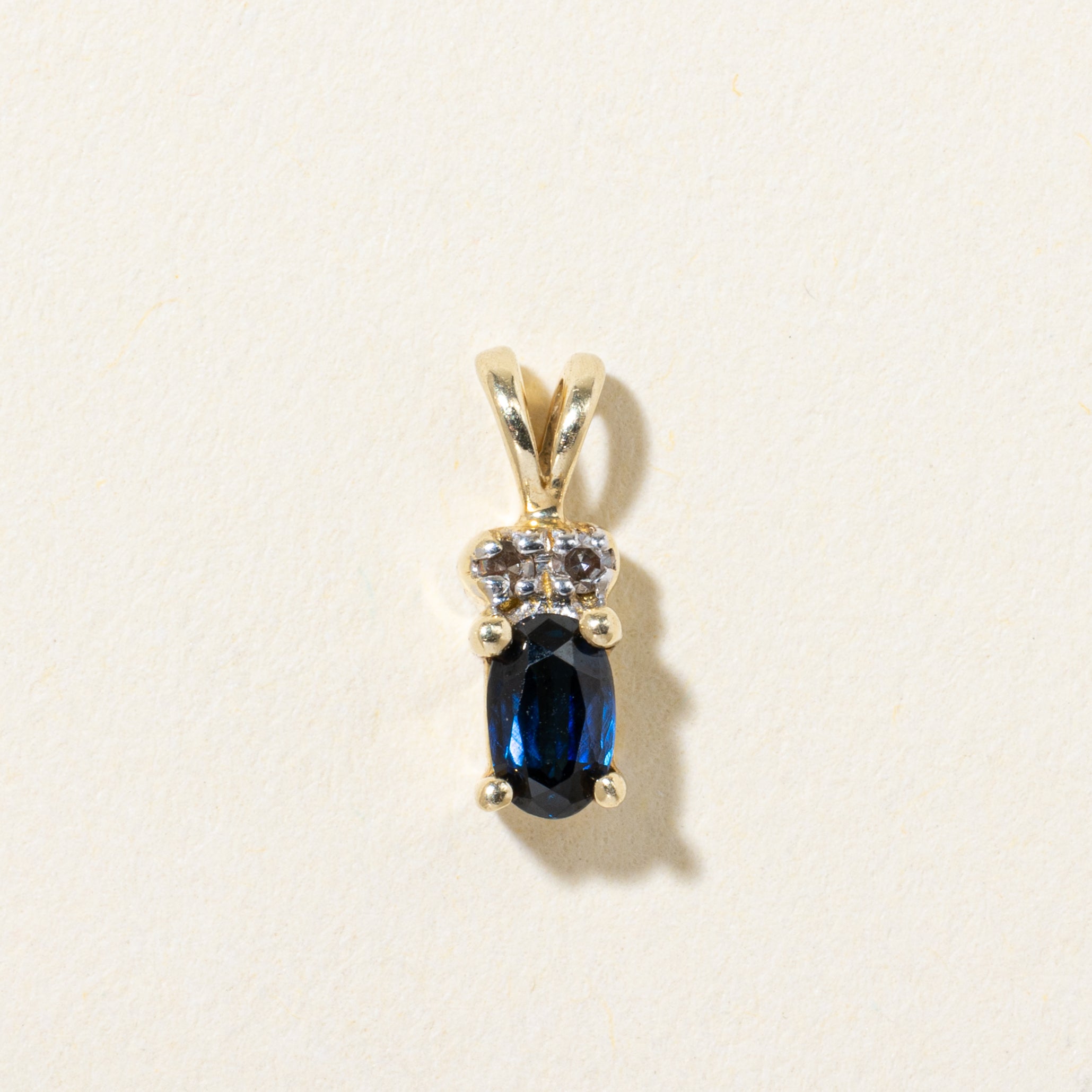 Pendentif en saphir et diamants 10 carats