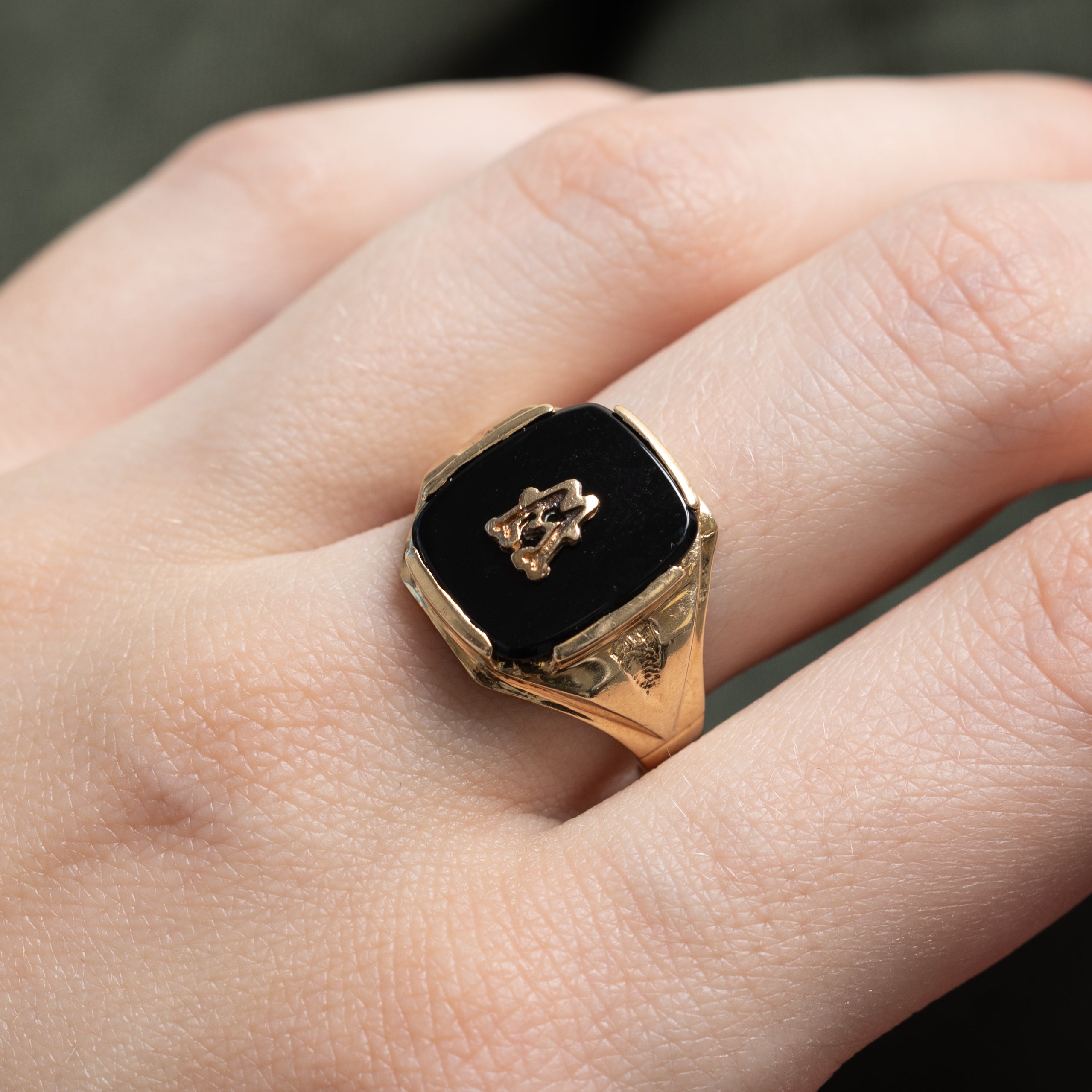 10k Onyx "M" Initial Signet Ring | 2.18ct | SZ 9.25