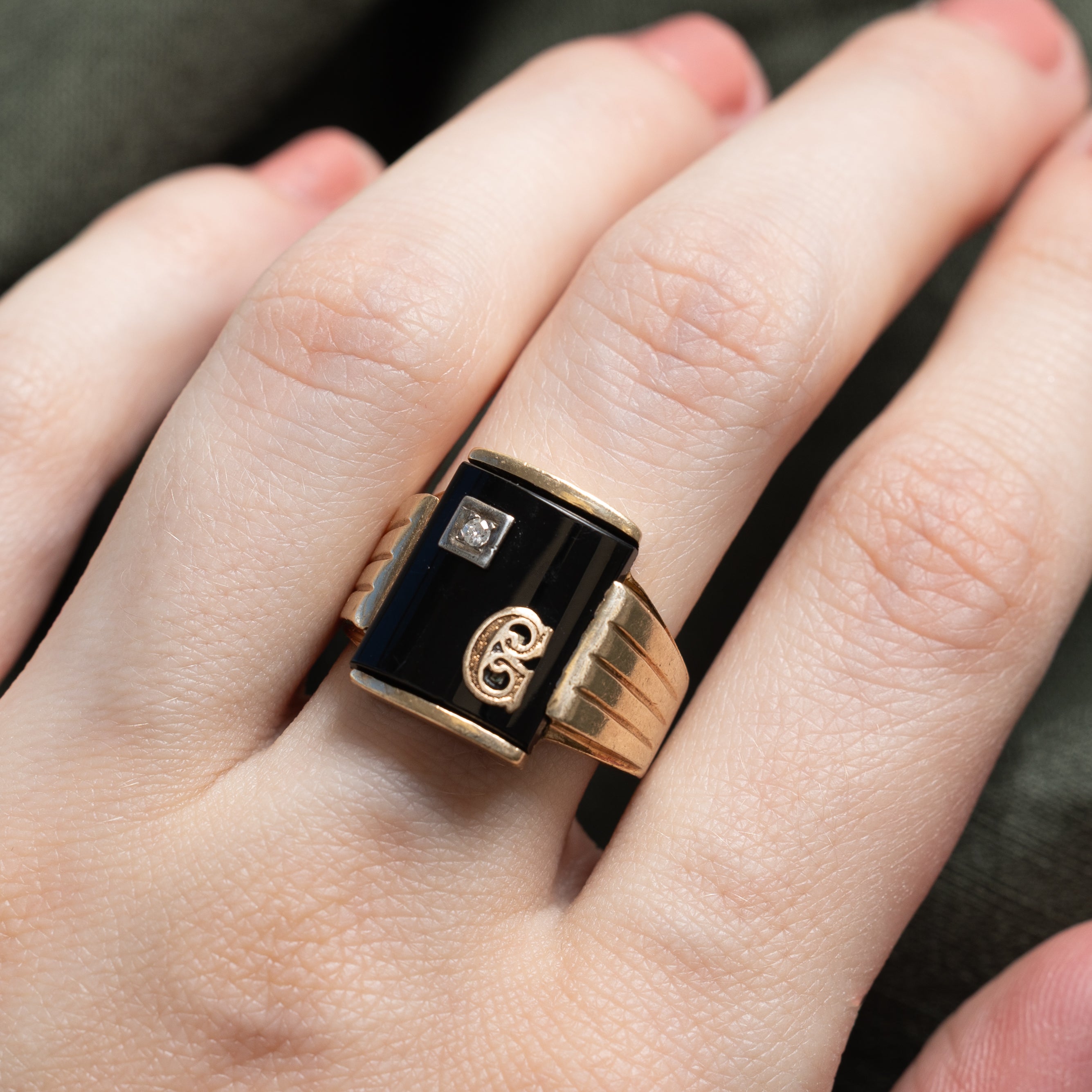 10k Onyx & Diamond "C" Initial Grooved Signet Ring | 2.43ct | SZ 7.5