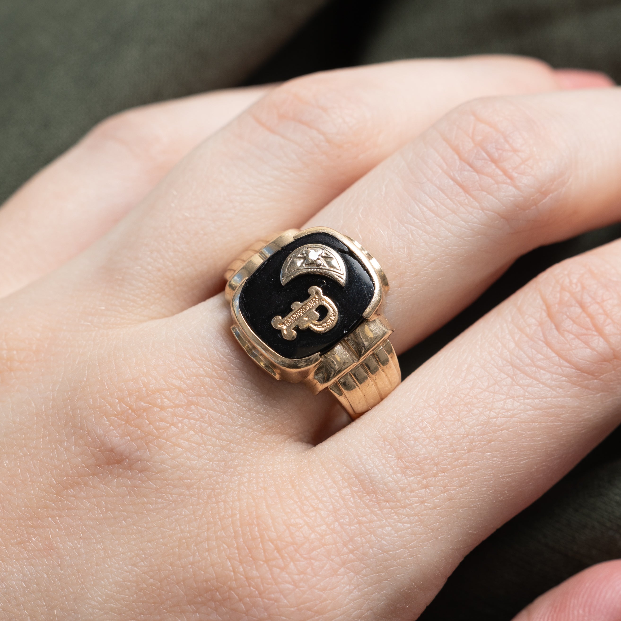 10k Onyx & Diamond "P" Initial Signet Ring | 2.66ct | SZ 9.75