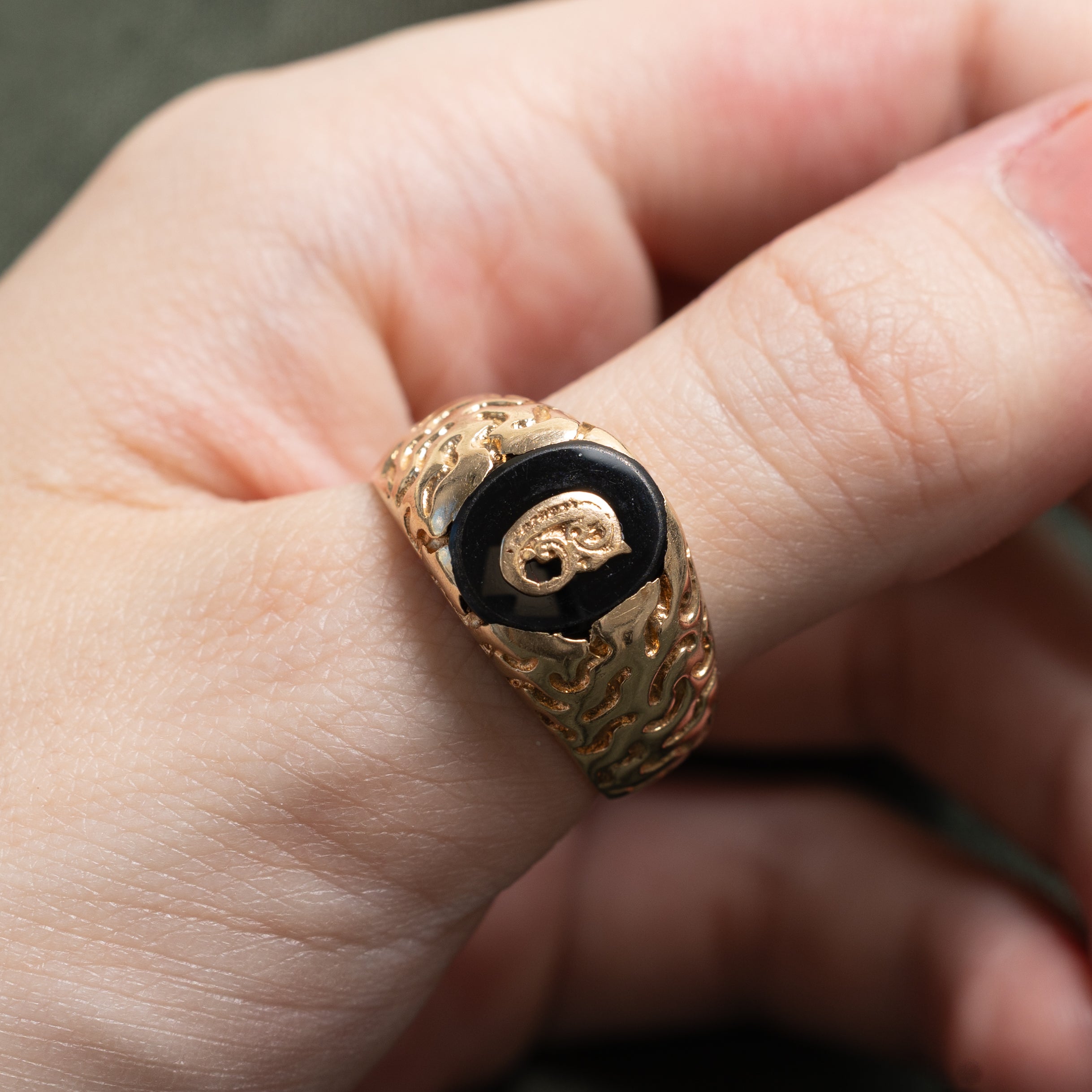 10k Onyx "C" Initial Textured Signet Ring | 2.04ct | SZ 11