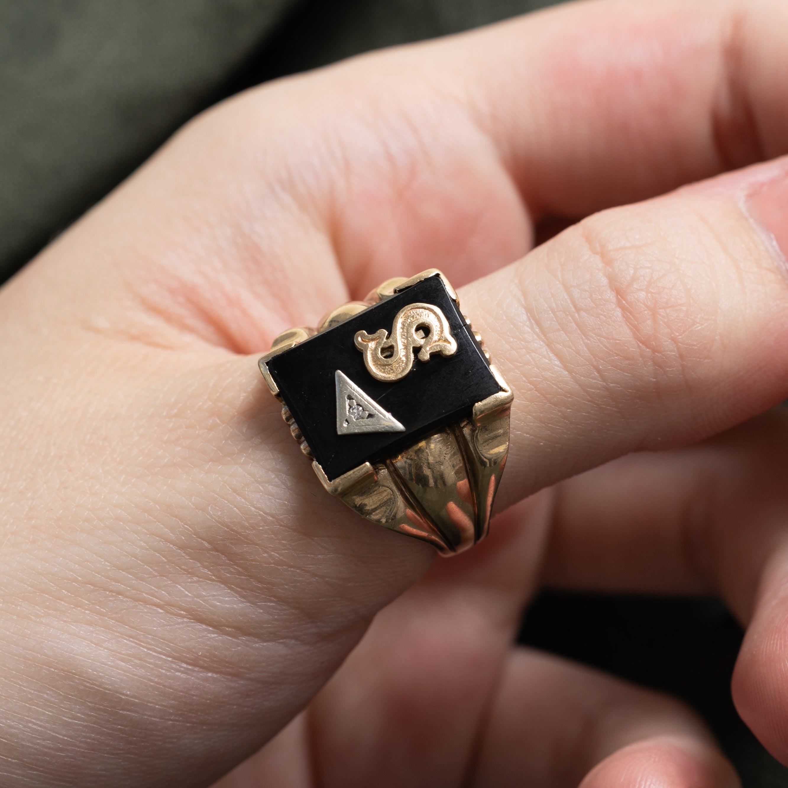 10k Onyx & Diamond "S" Initial Signet Ring | 3.15ct | SZ 9.25