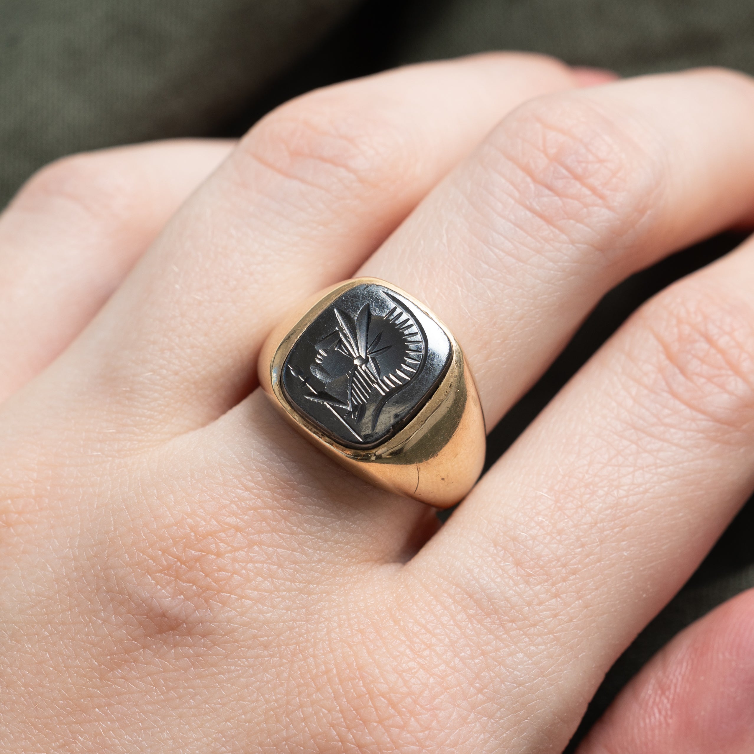 10k Hematite Legionnaire Intaglio Signet Ring | 2.04ct | SZ 8