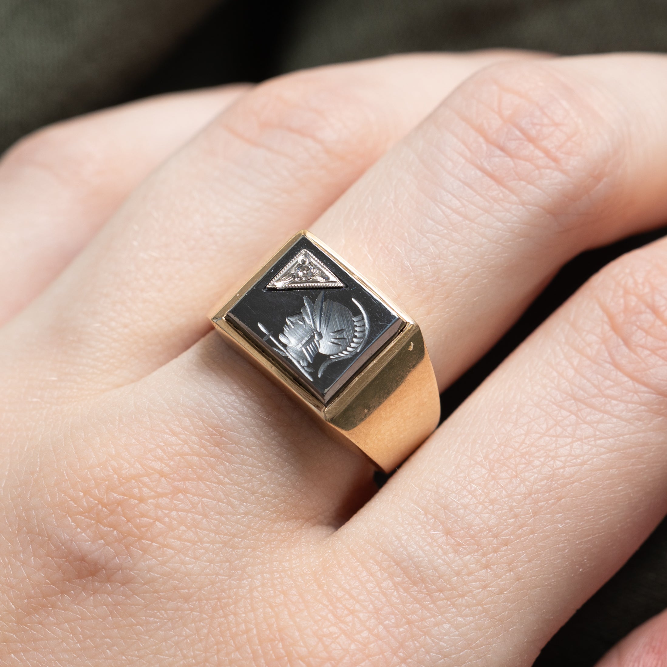 10k Hematite & Diamond Legionnaire Intaglio Signet Ring | SZ 7