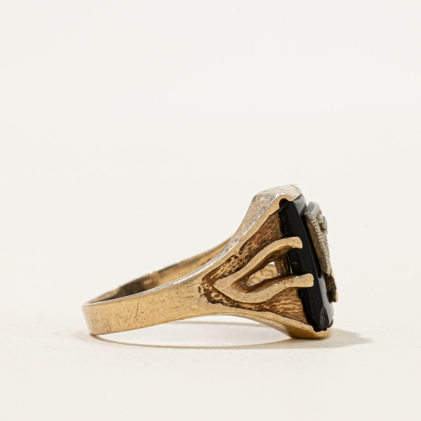 10k Onyx & Diamond "T" Initial Signet Ring | 1.78ct | SZ 7.5