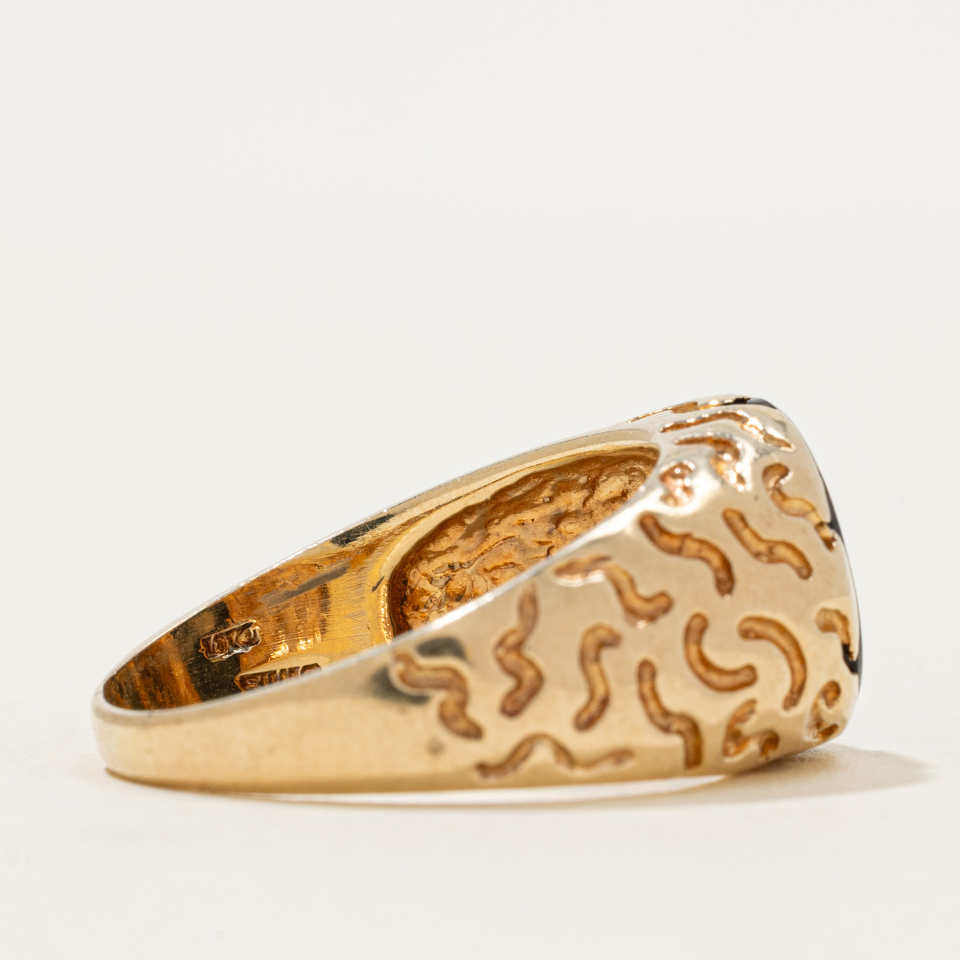 10k Onyx "C" Initial Textured Signet Ring | 2.04ct | SZ 11