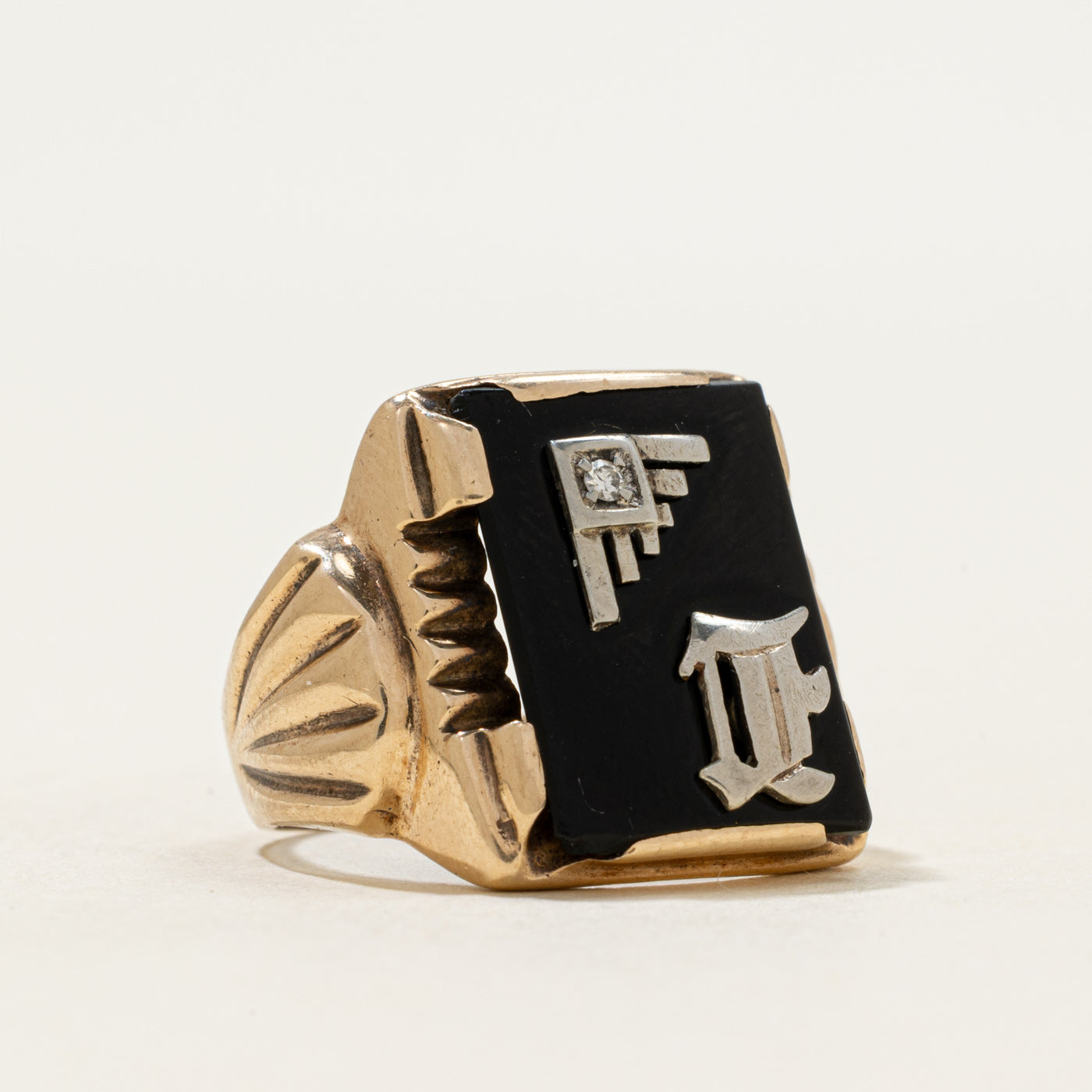 10k Onyx & Diamond Grooved Signet Ring | 2.65ct | SZ 6.5