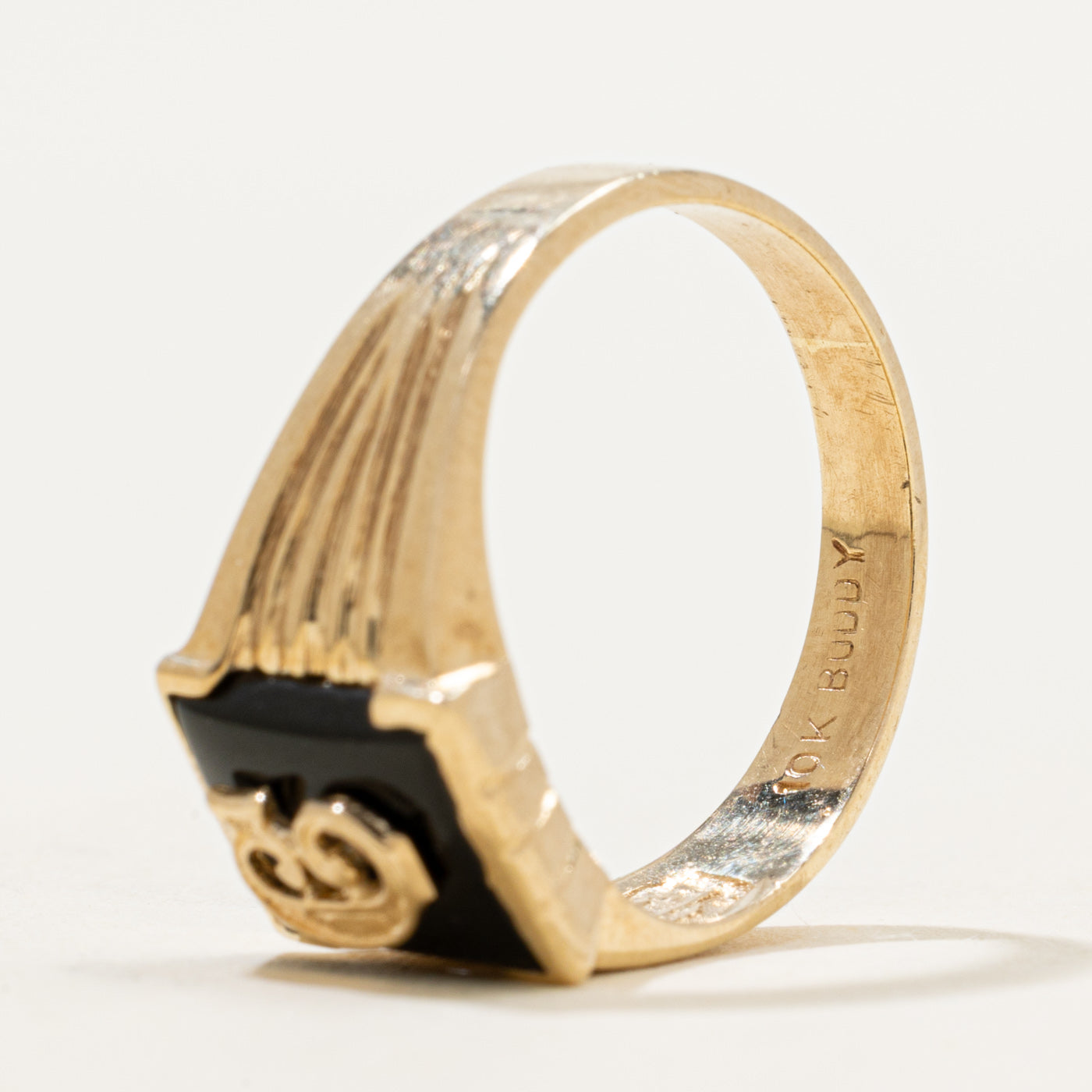 10k Onyx "C" Initial Grooved Signet Ring | 0.98ct | SZ 8.5