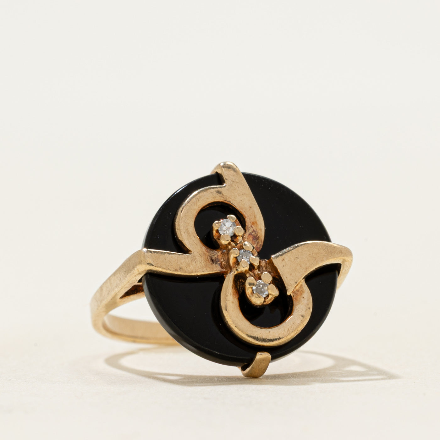 10k Circular Onyx & Diamond Accent Ring | 1.93ct | SZ 5.75