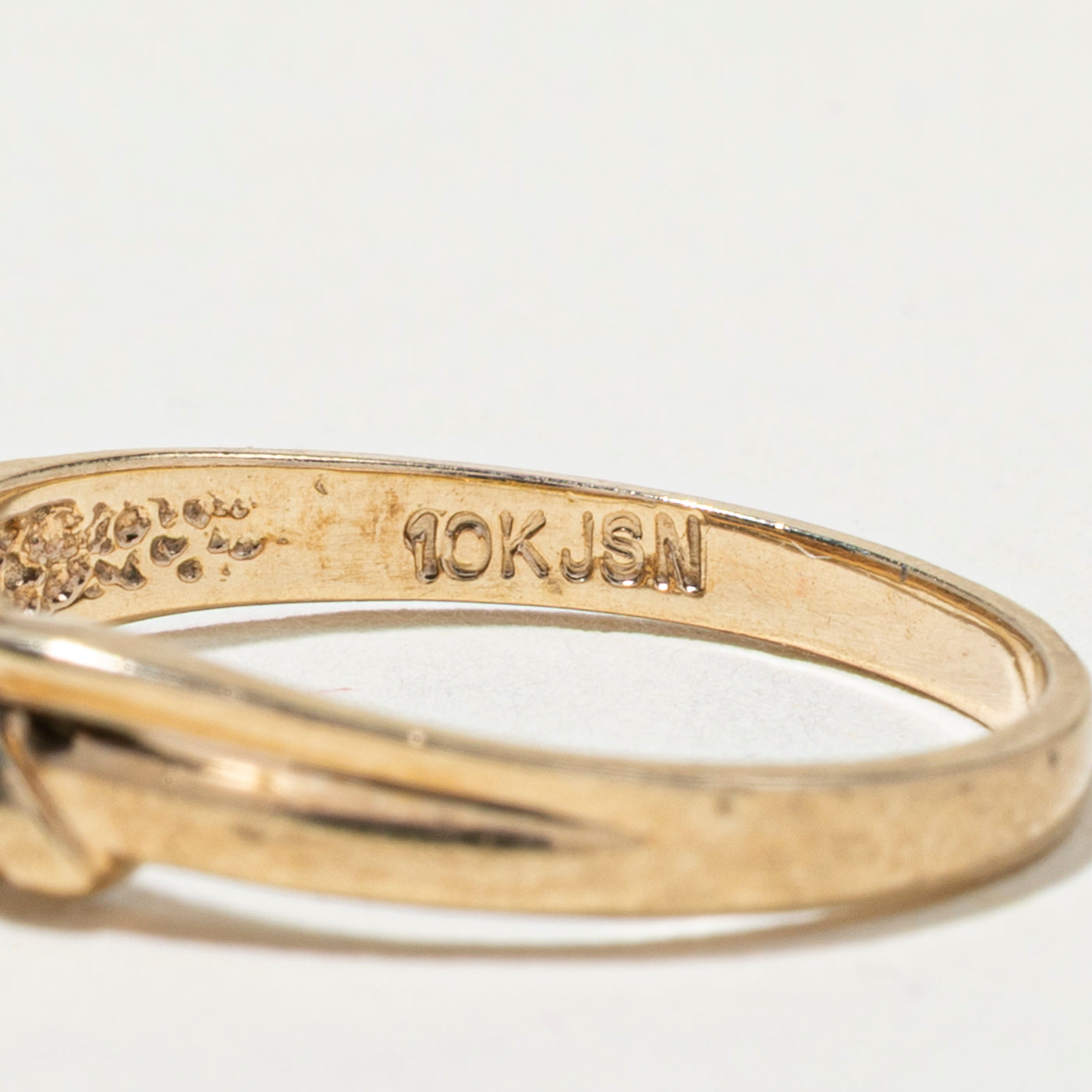 Bague en saphir et diamants avec cœur | Taille 6