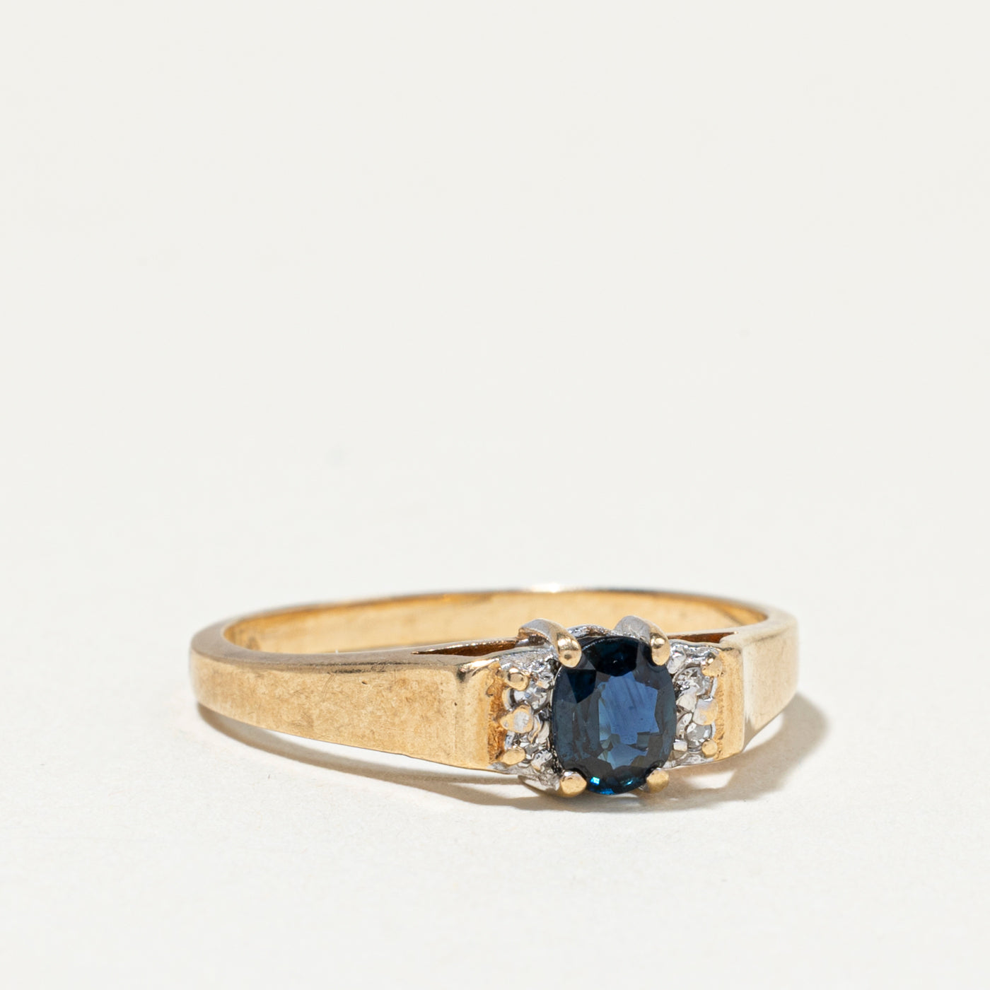 Oval Cut Sapphire & Diamond Accented Ring | SZ 6.75