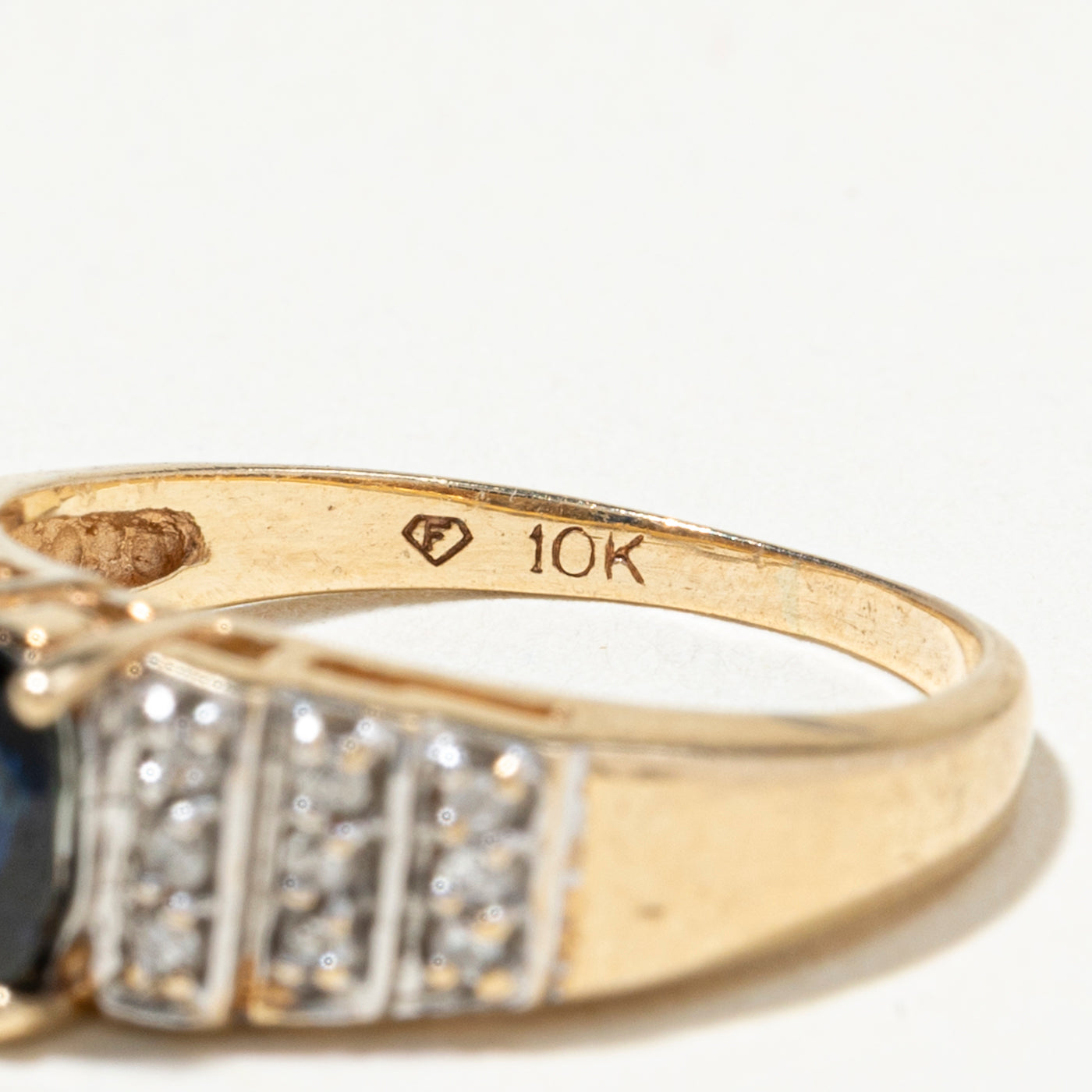 Oval Cut Sapphire & Diamond Accented Ring | SZ 4.75