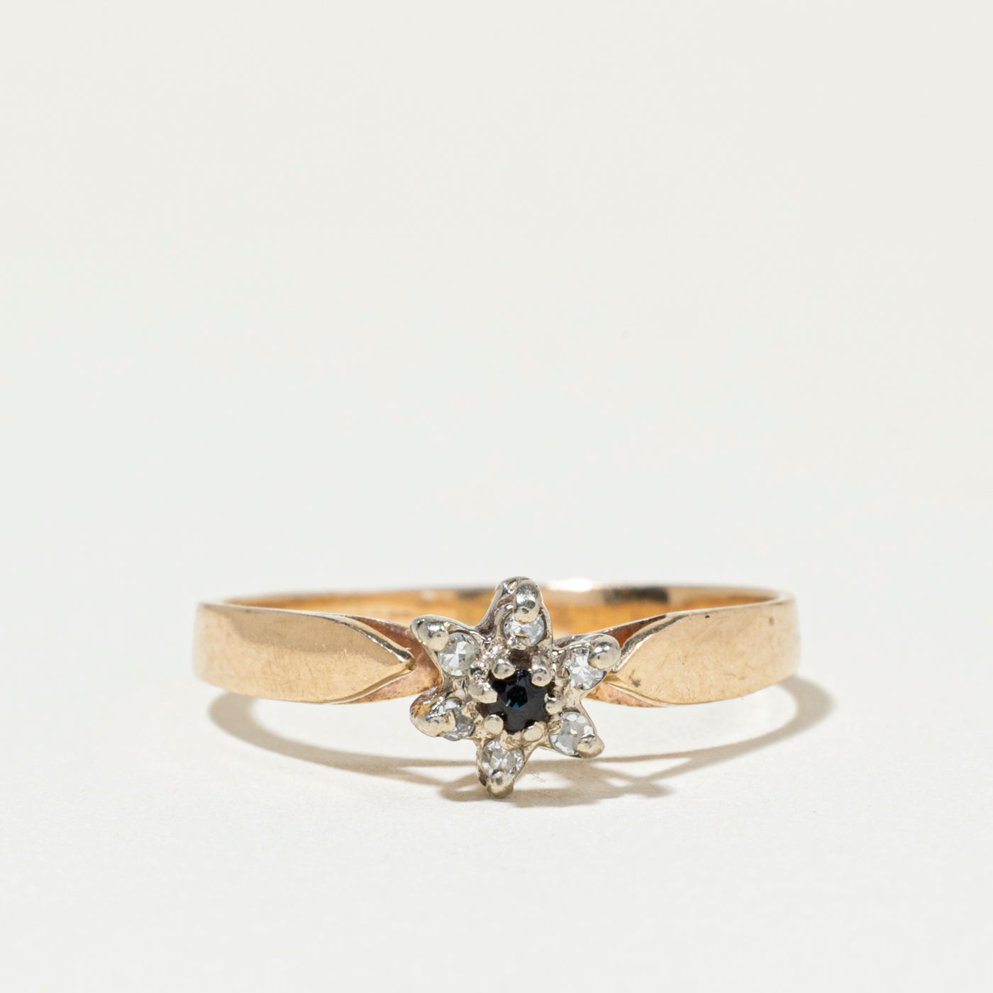 Sapphire & Diamond Petal Reverse Tapered Ring | SZ 4.75