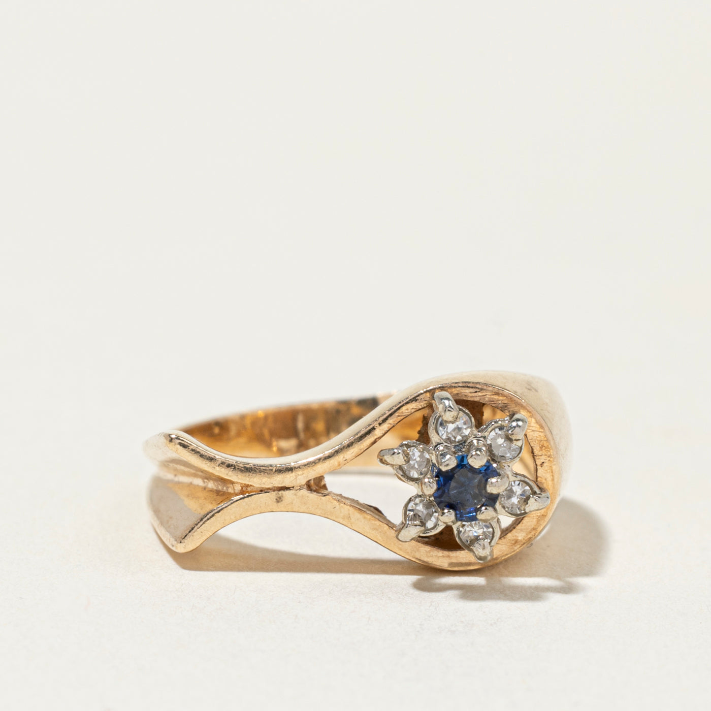 Sapphire & Diamond Petal Openwork Ring | SZ 5.5