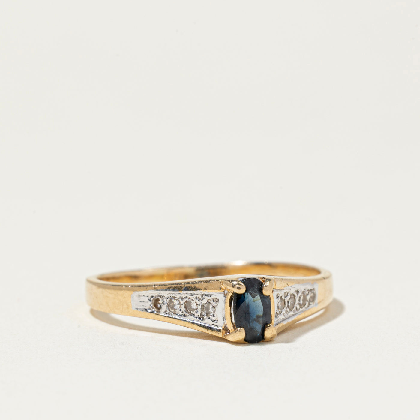 Oval Cut Sapphire & Diamond Accented Ring | SZ 7.5