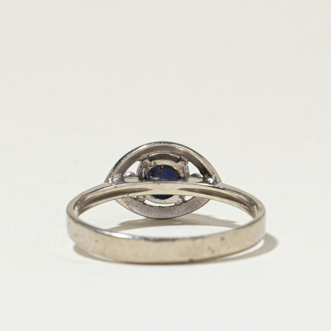 Bague œil protecteur en saphir étoilé synthétique | Taille 6