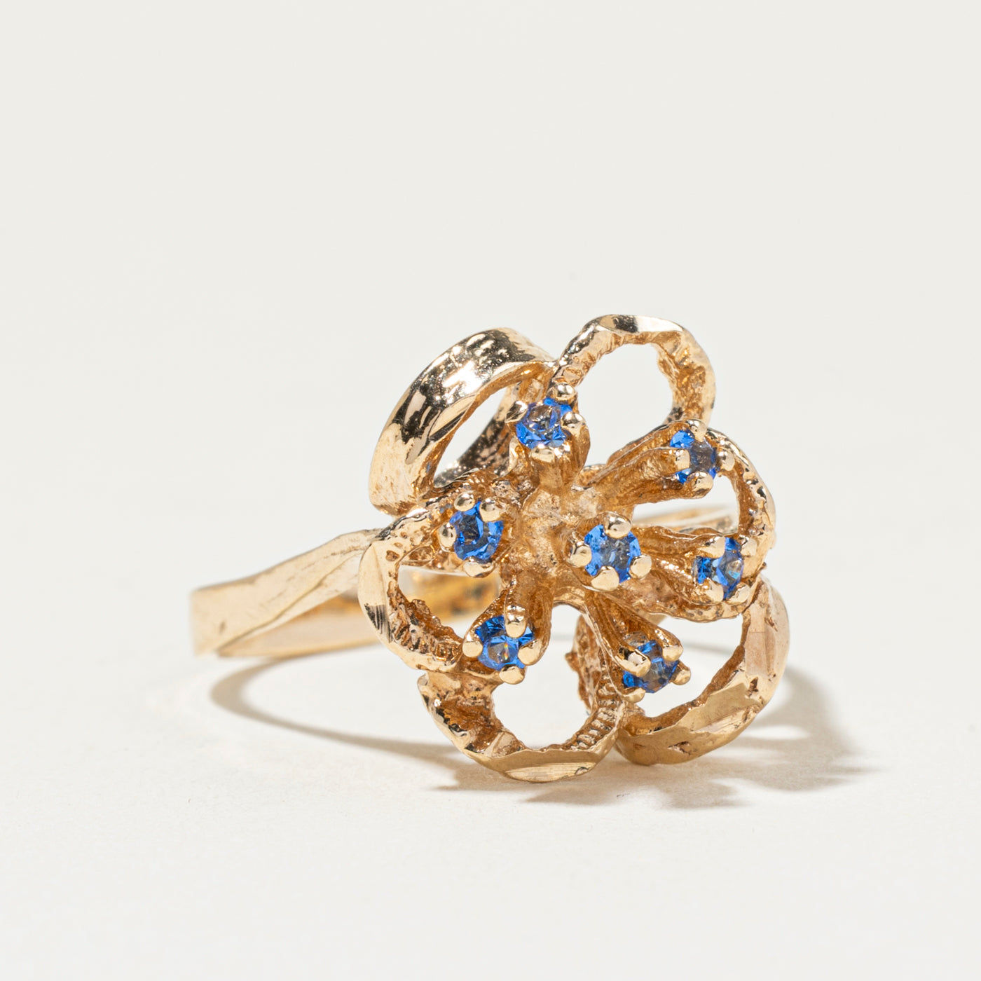 Scattered Synthetic Sapphire Openwork Floral Ring | SZ 7