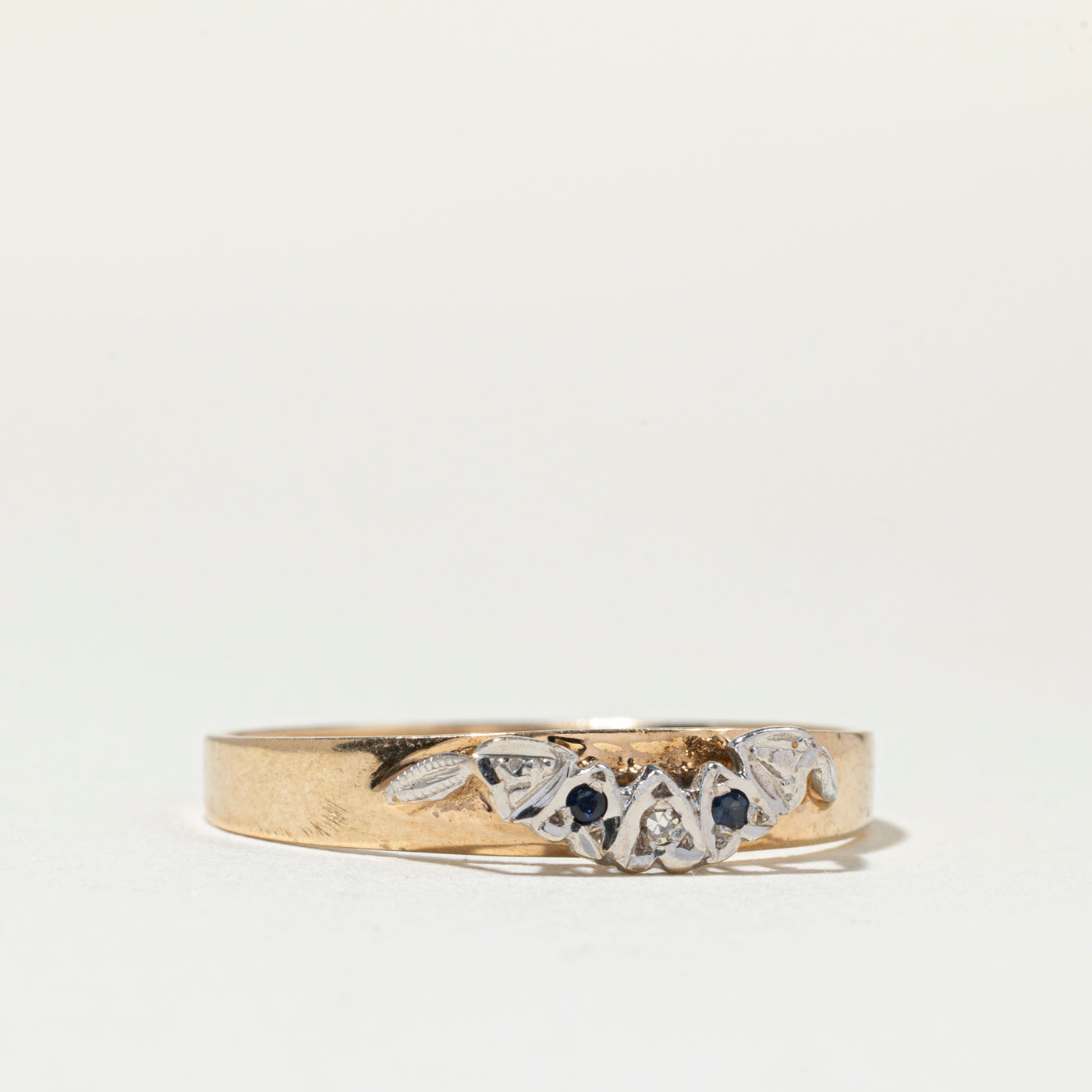 Two Tone Diamond & Sapphire Heart Ring | SZ 9